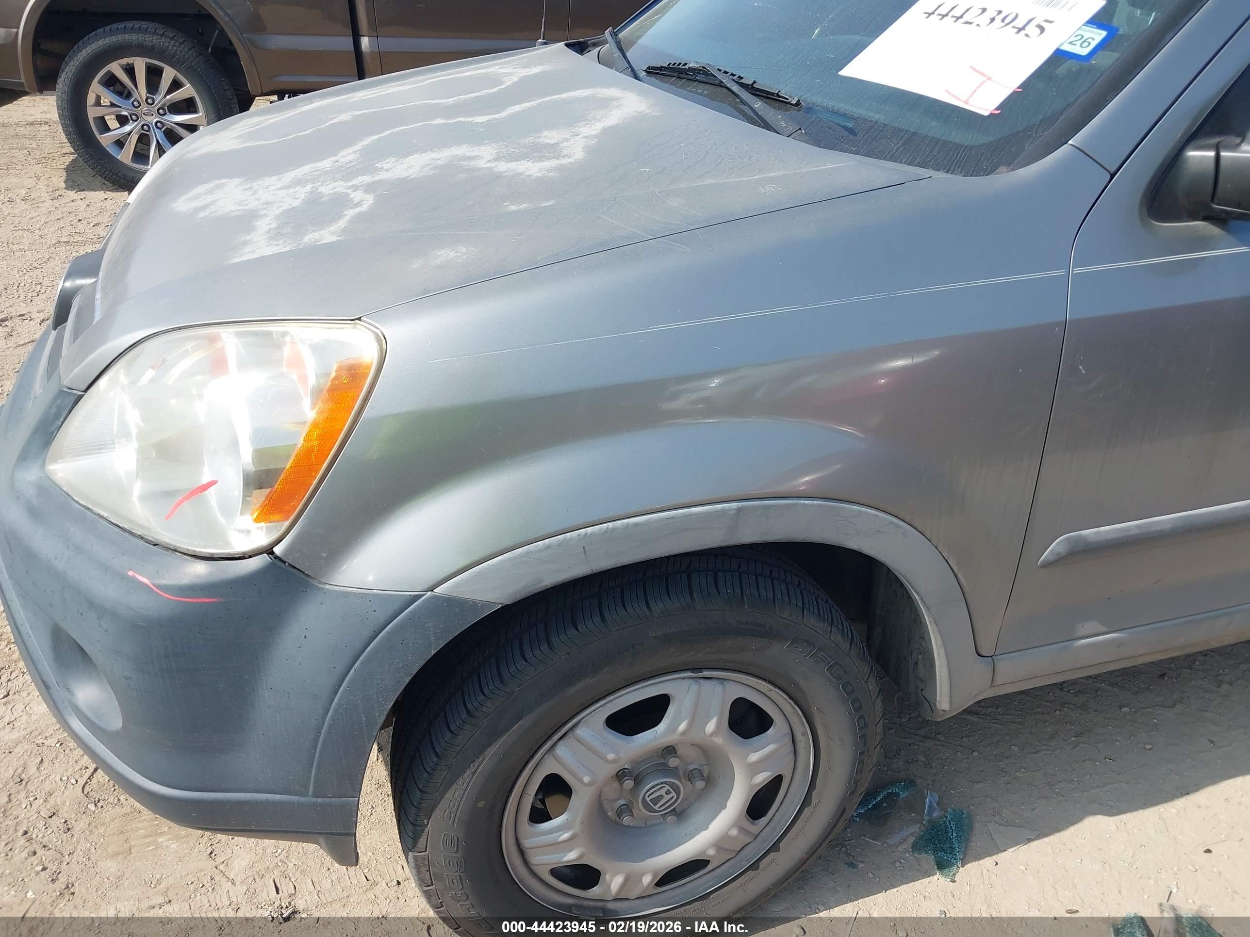 HONDA CR-V image 6