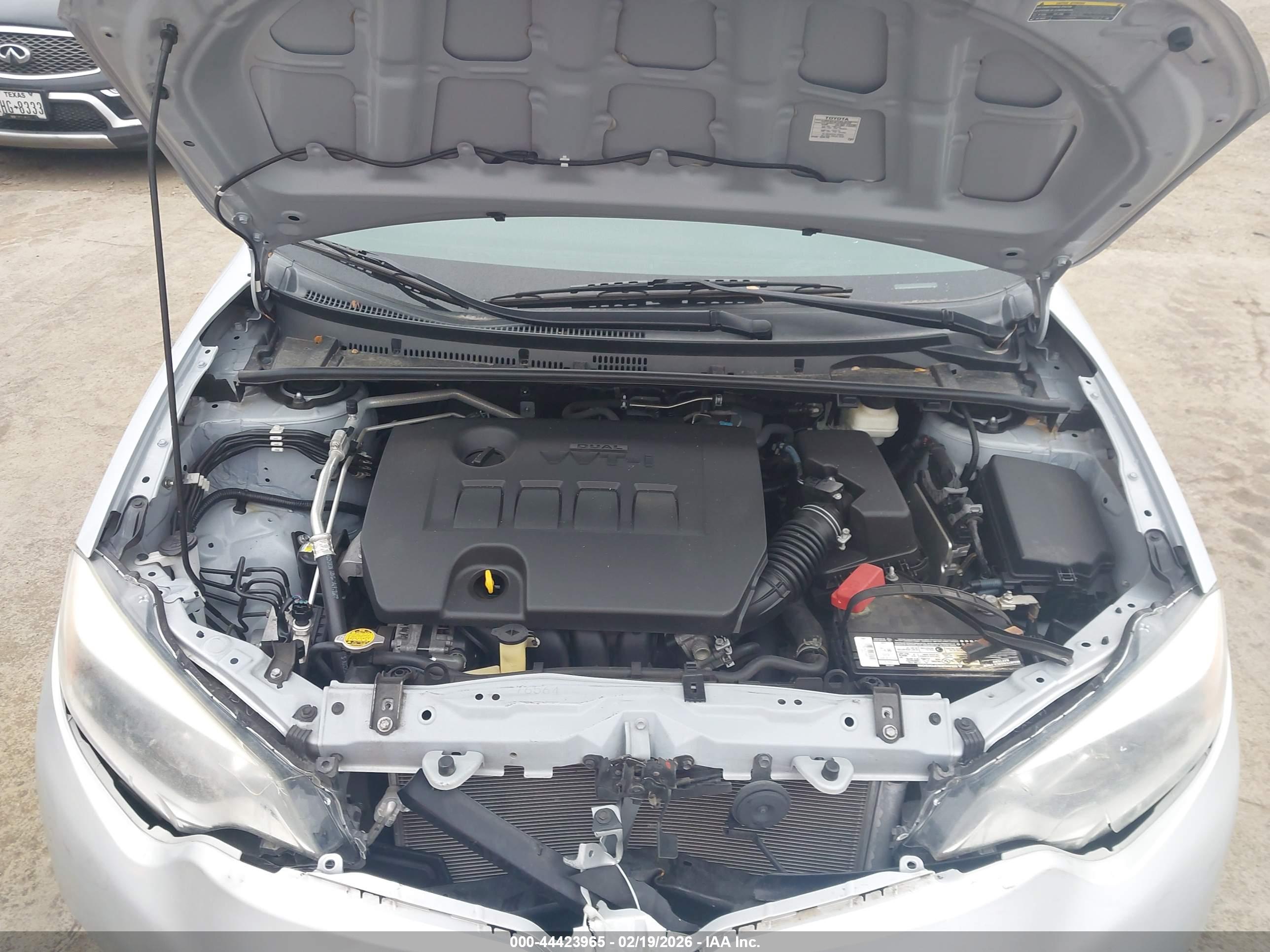 TOYOTA COROLLA image 10
