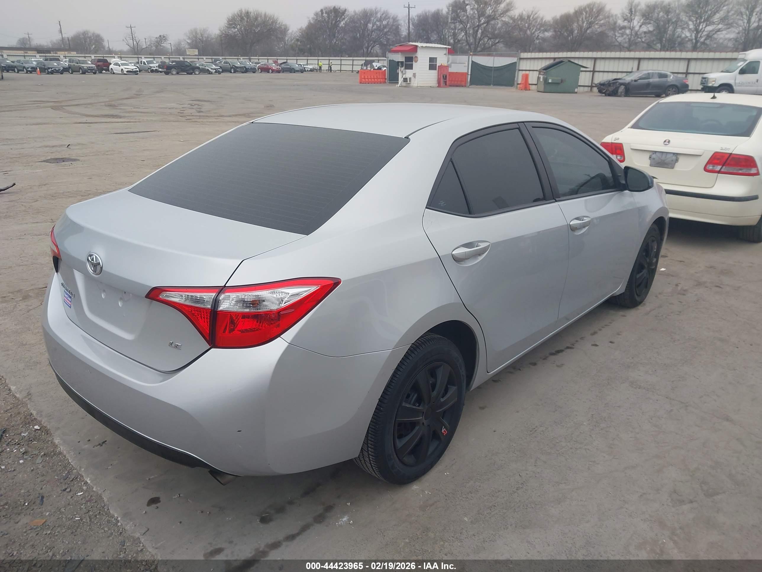 TOYOTA COROLLA image 4