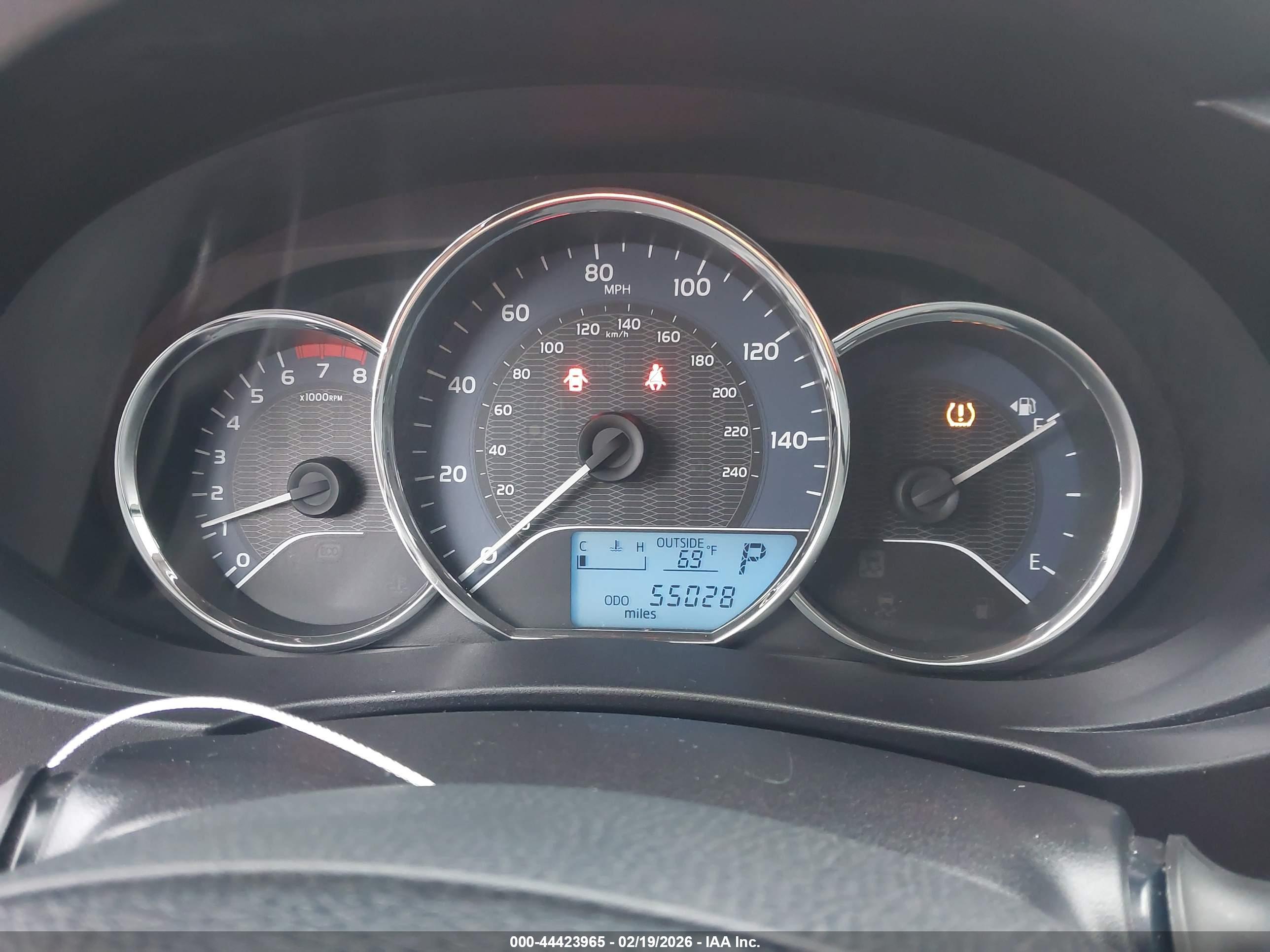 TOYOTA COROLLA image 7