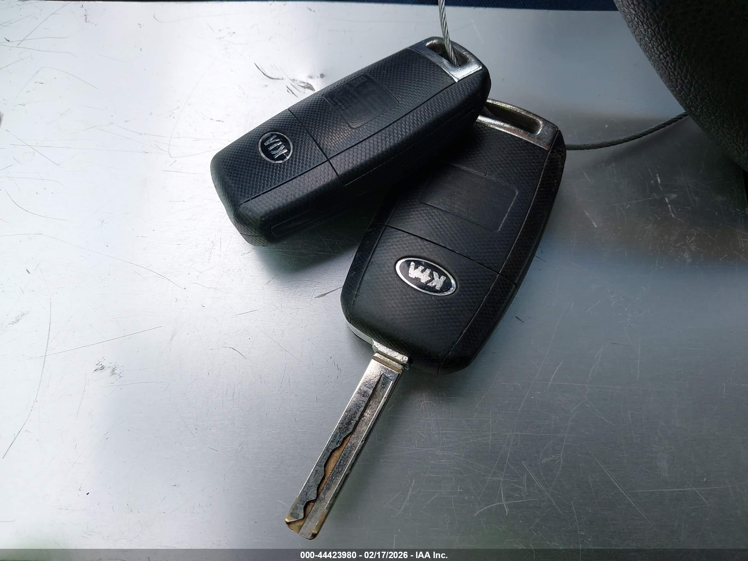 KIA SORENTO image 11