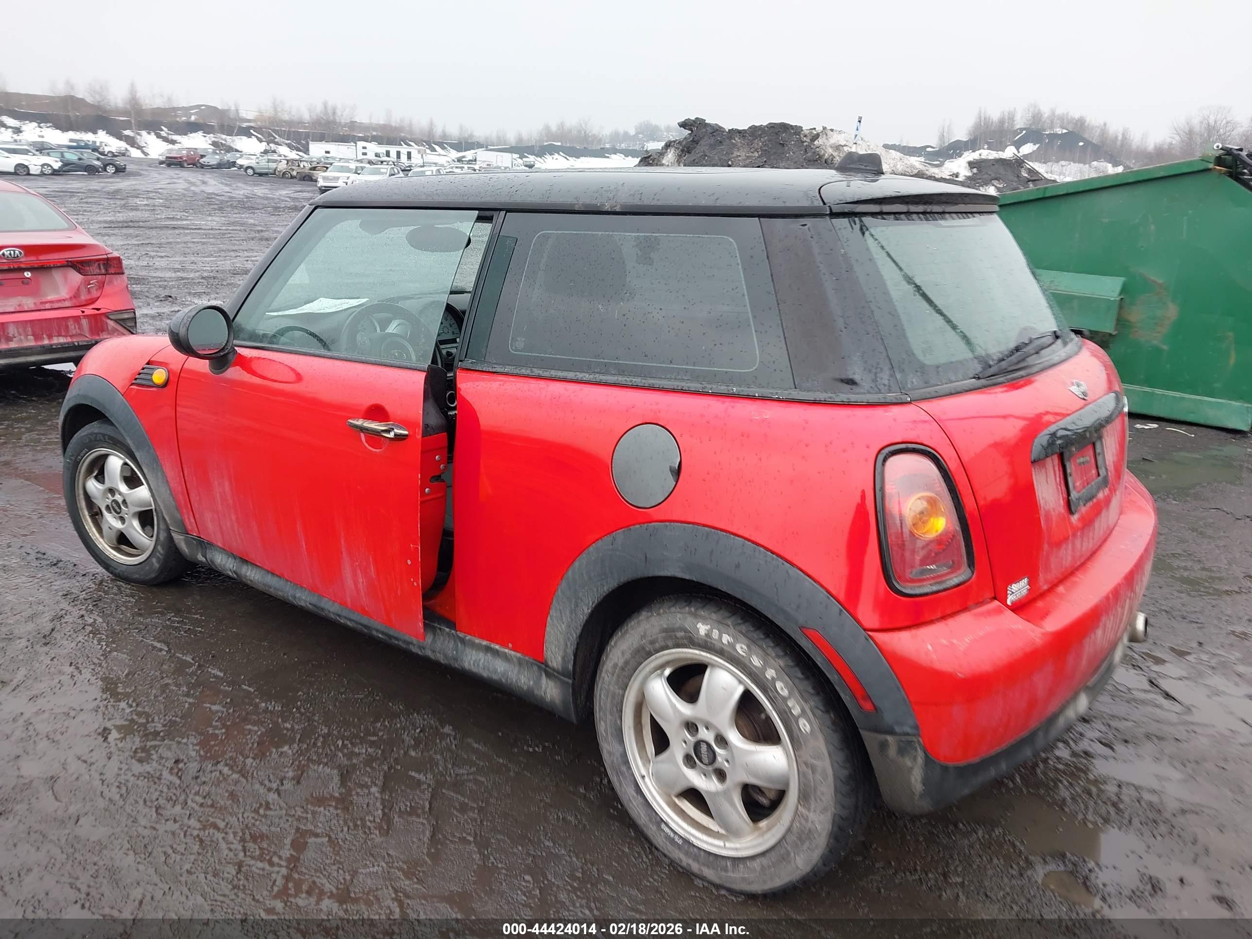 MINI COOPER image 3