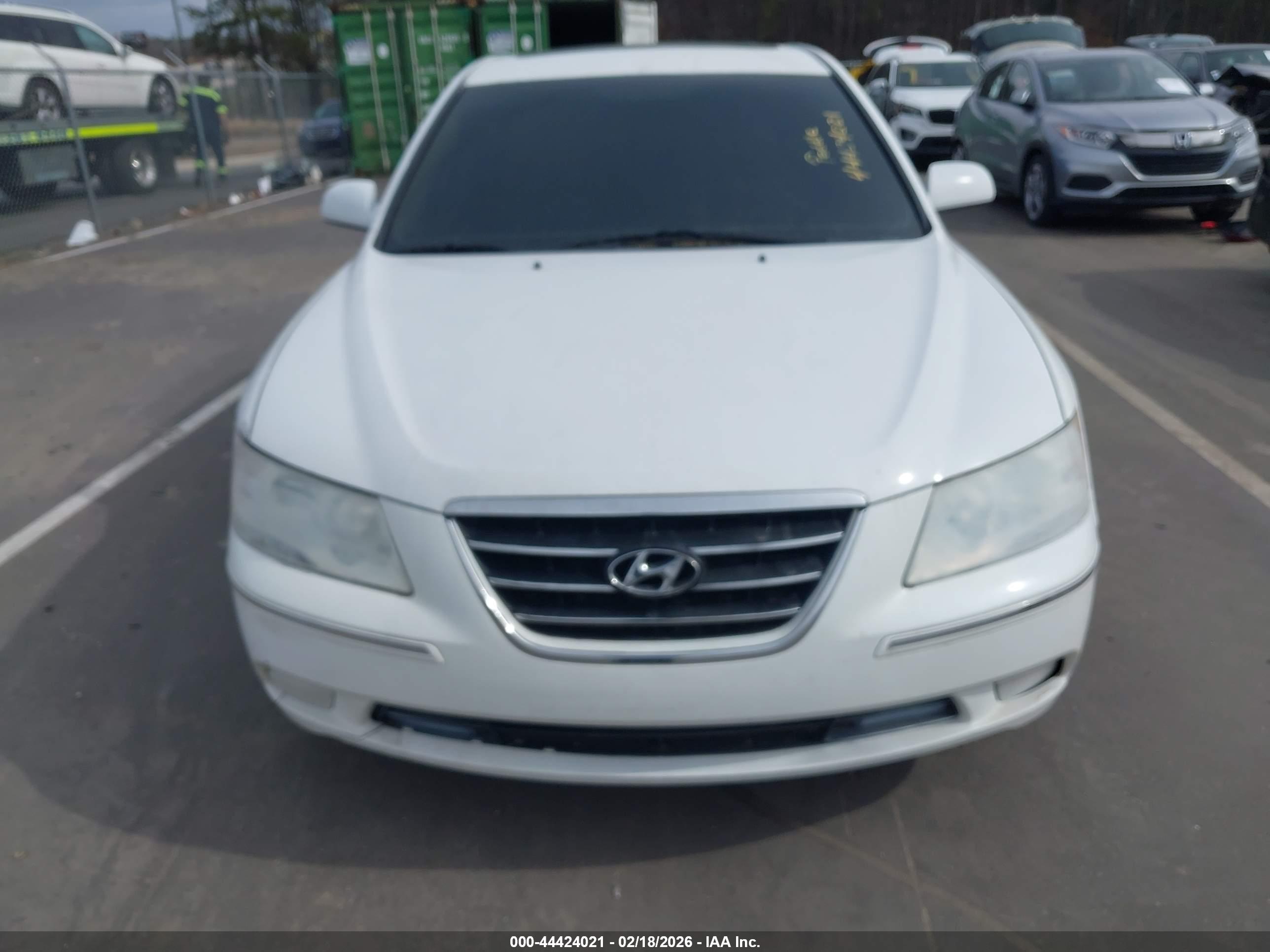 HYUNDAI SONATA image 6