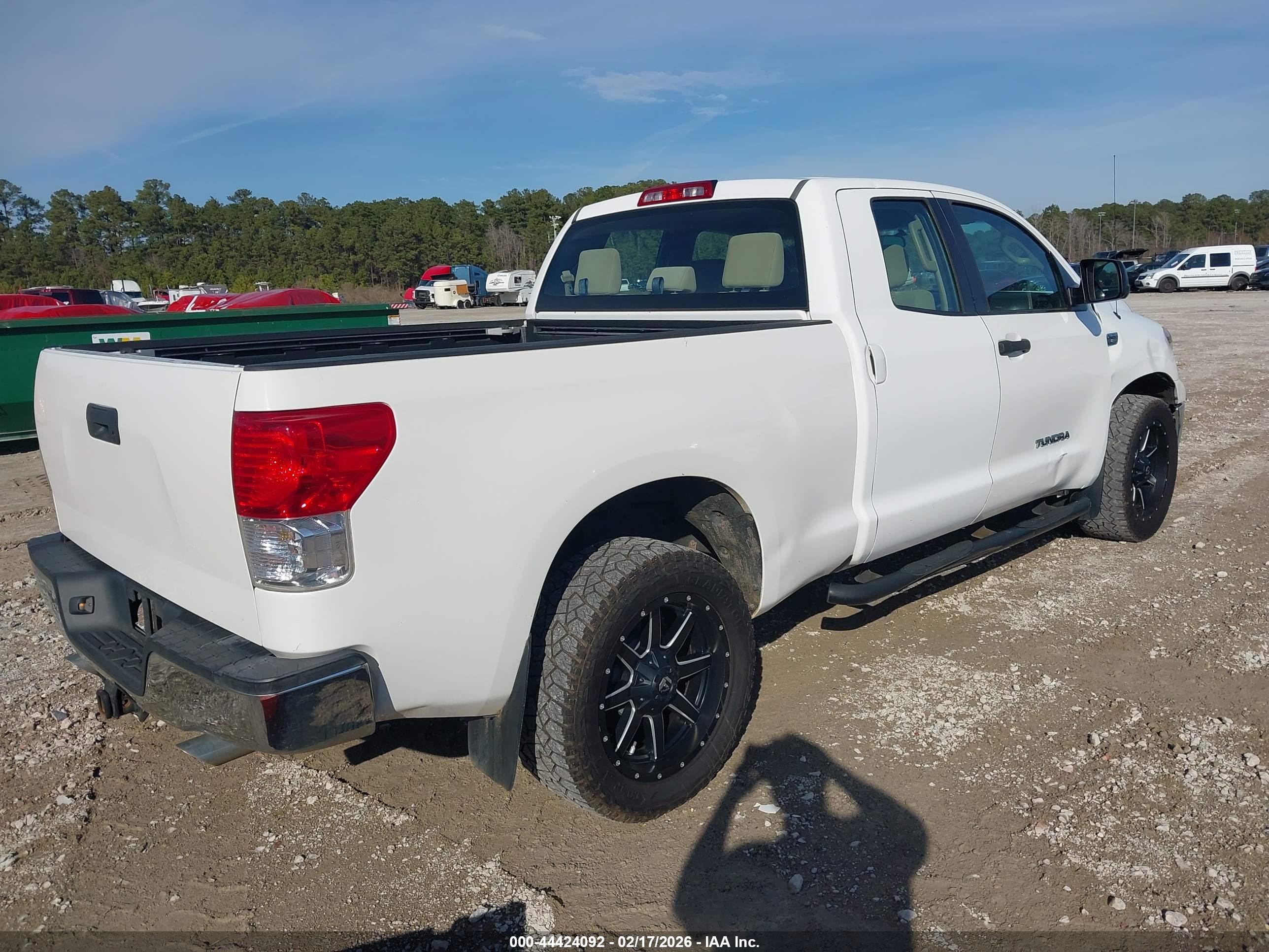 TOYOTA TUNDRA image 4