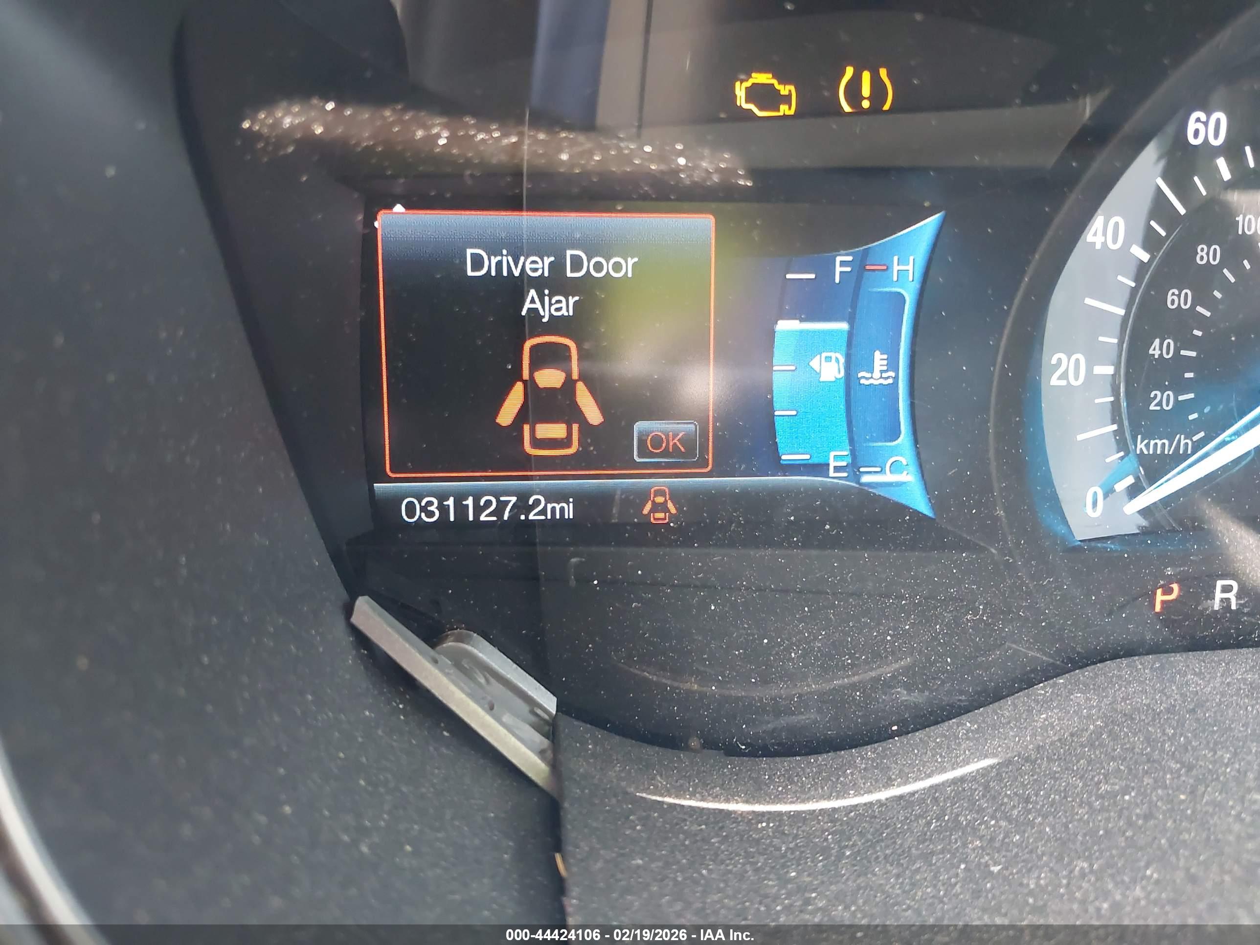 FORD FUSION image 7
