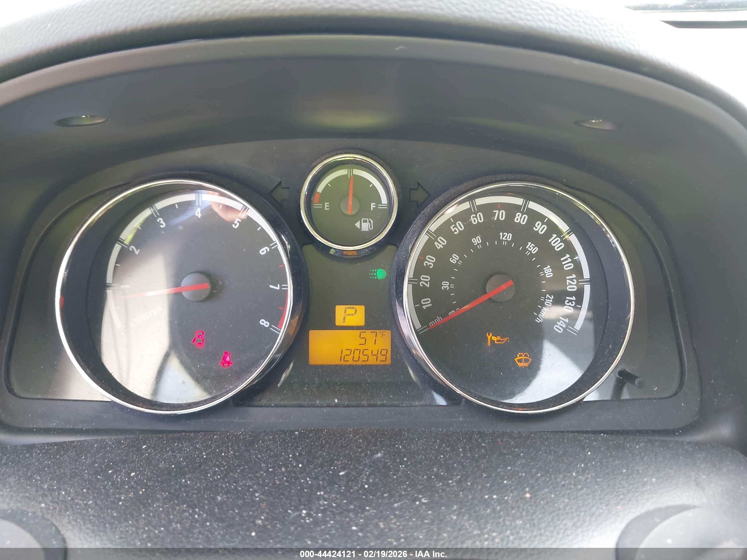 SATURN VUE image 7