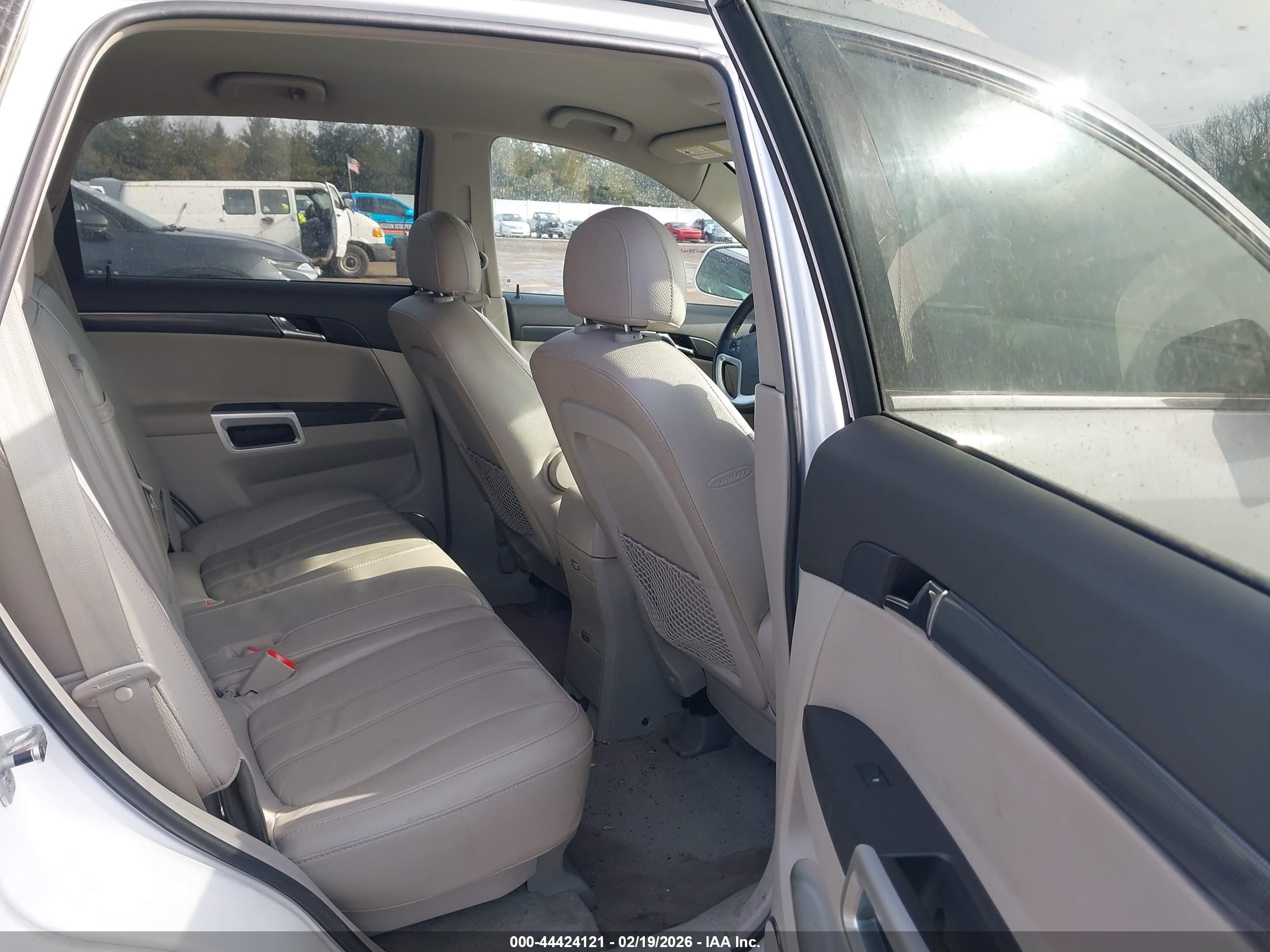 SATURN VUE image 8