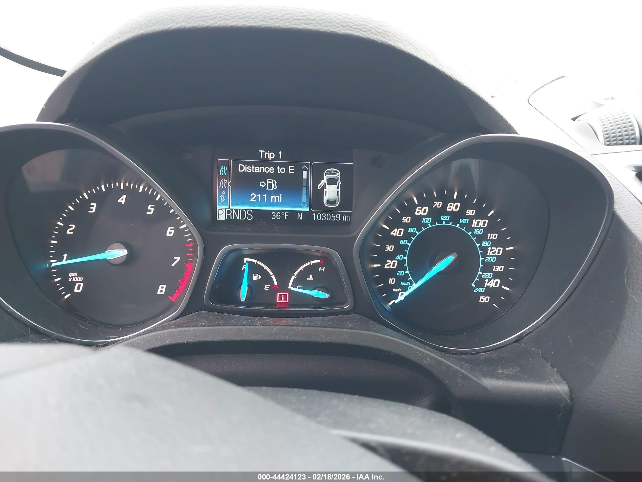 FORD ESCAPE image 7