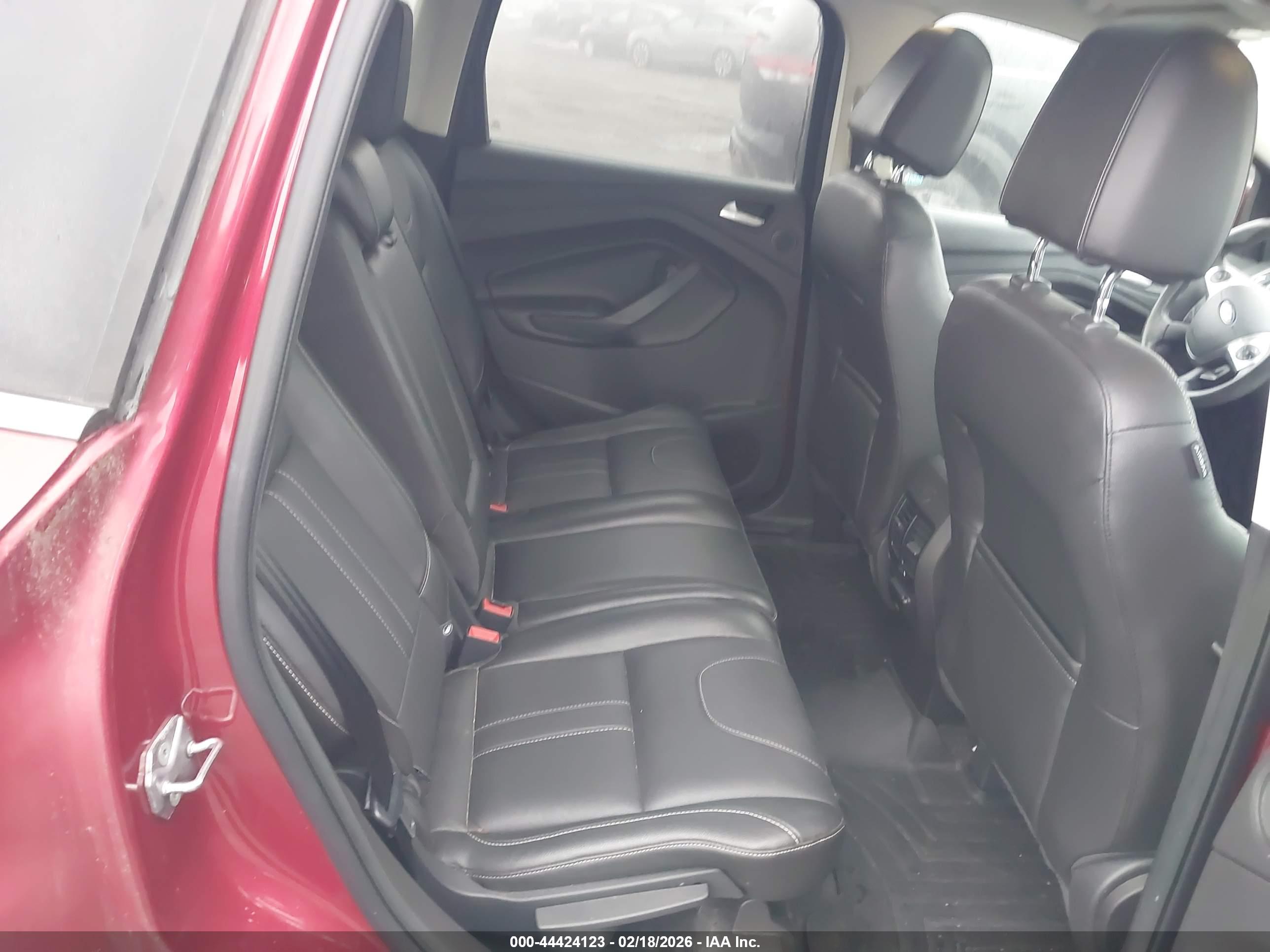 FORD ESCAPE image 8