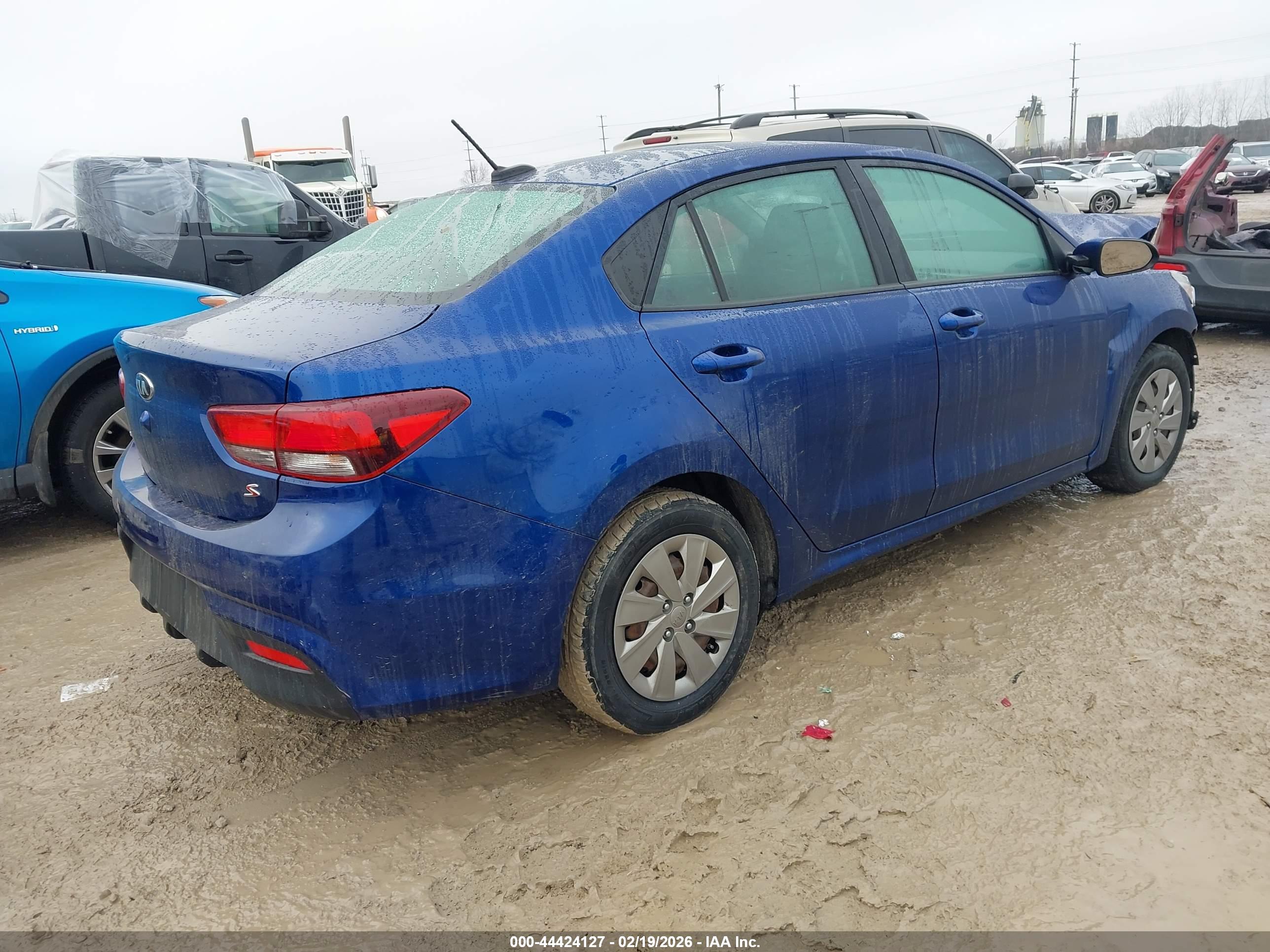 KIA RIO image 4