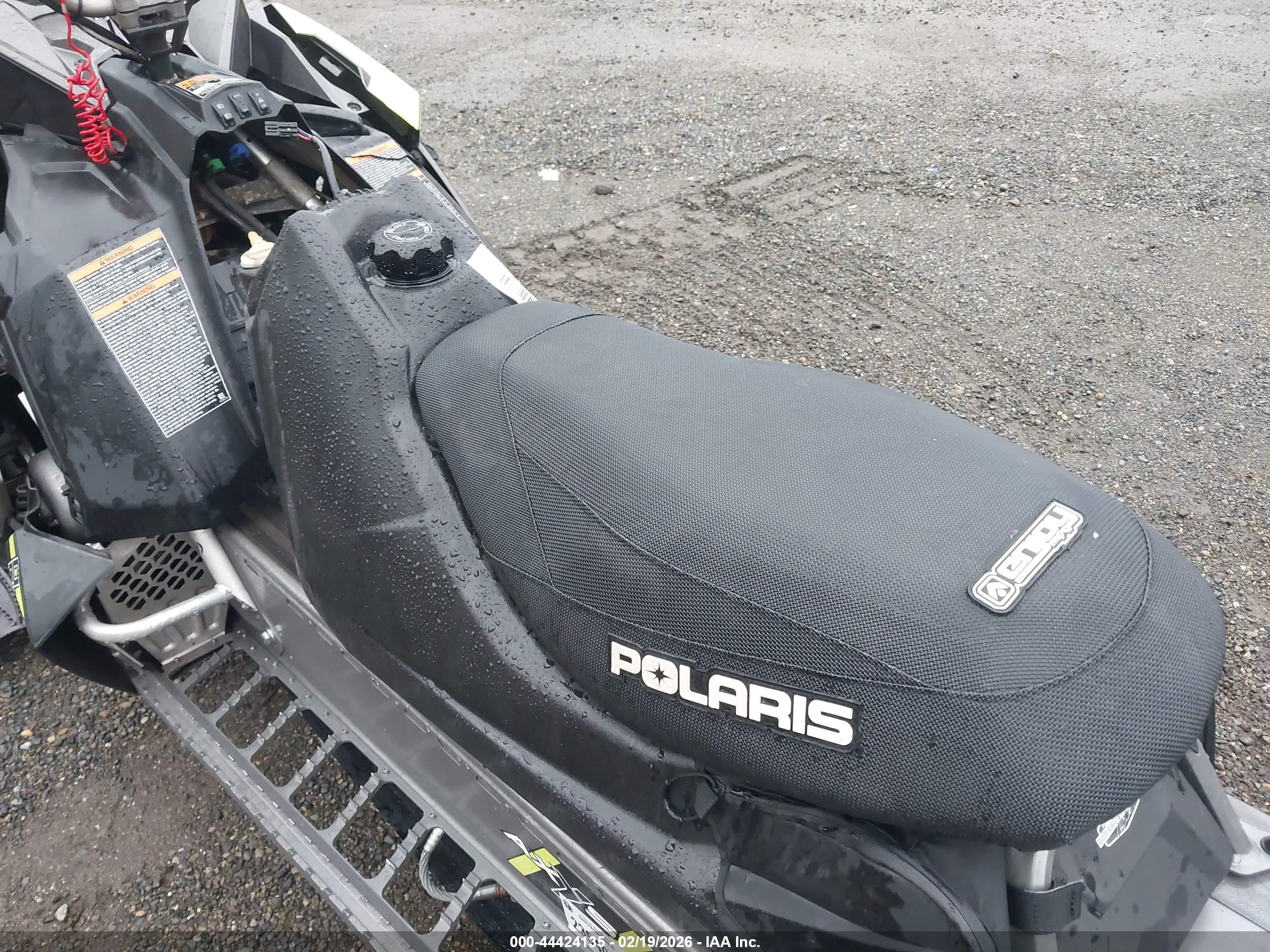 POLARIS RMK image 8