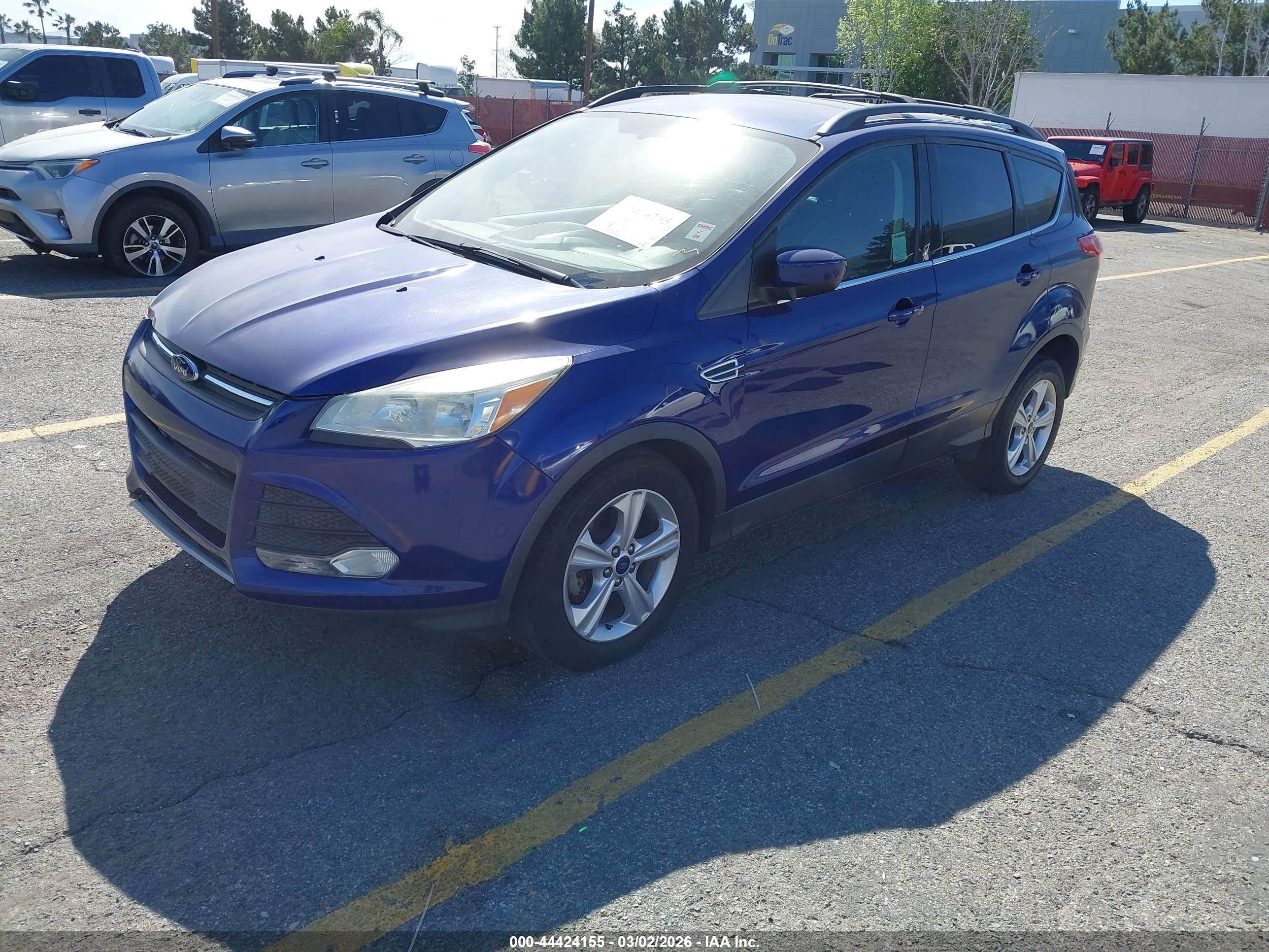 FORD ESCAPE image 2