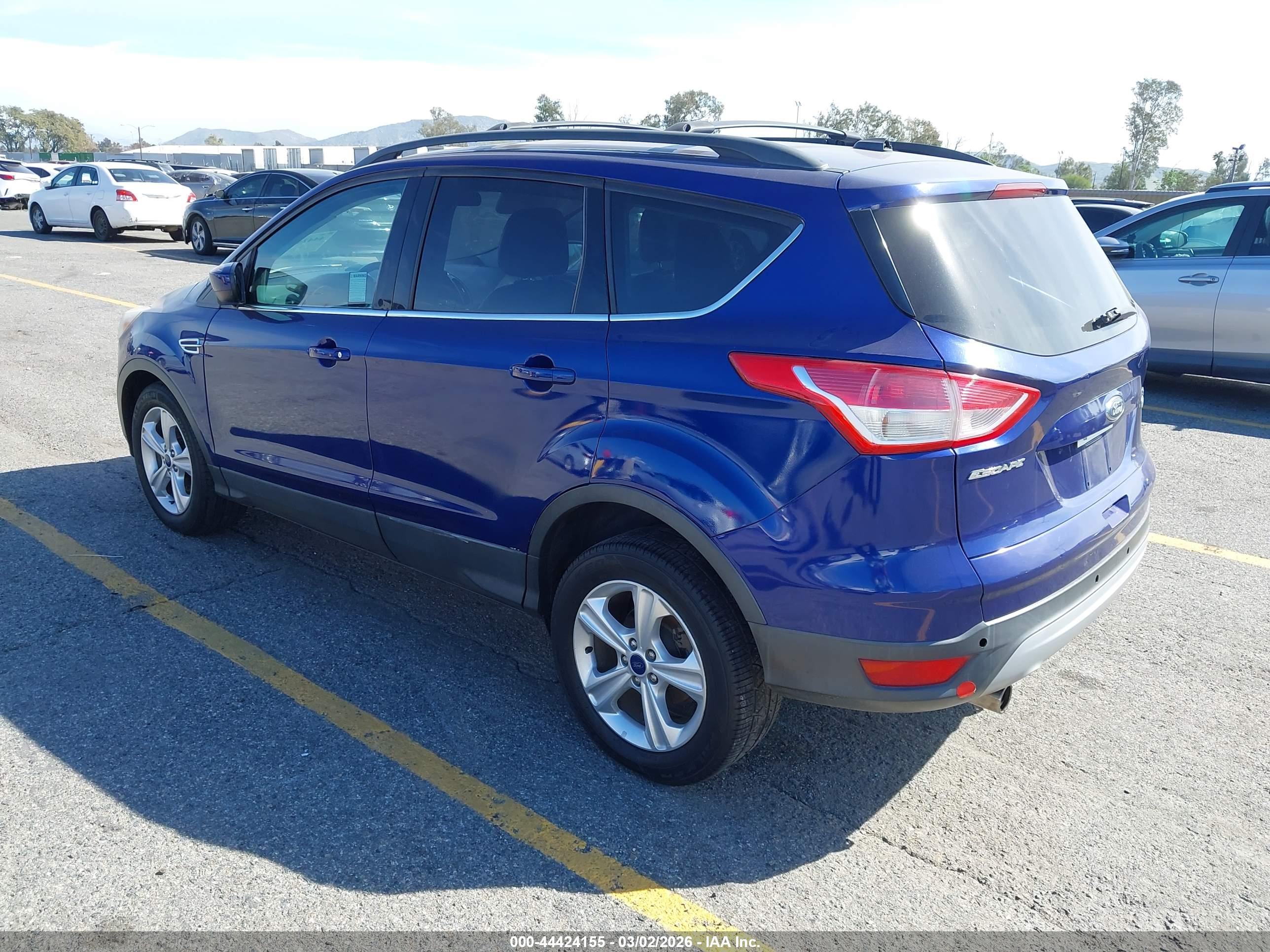 FORD ESCAPE image 3