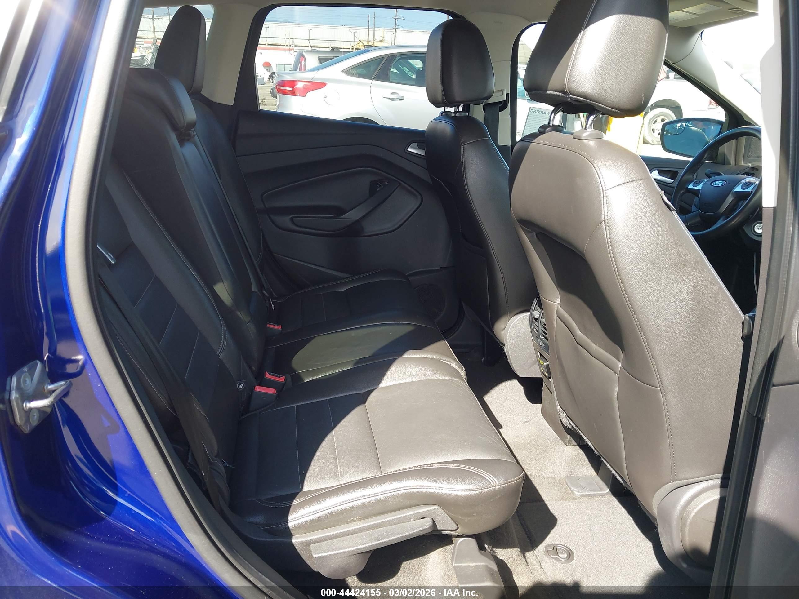 FORD ESCAPE image 8