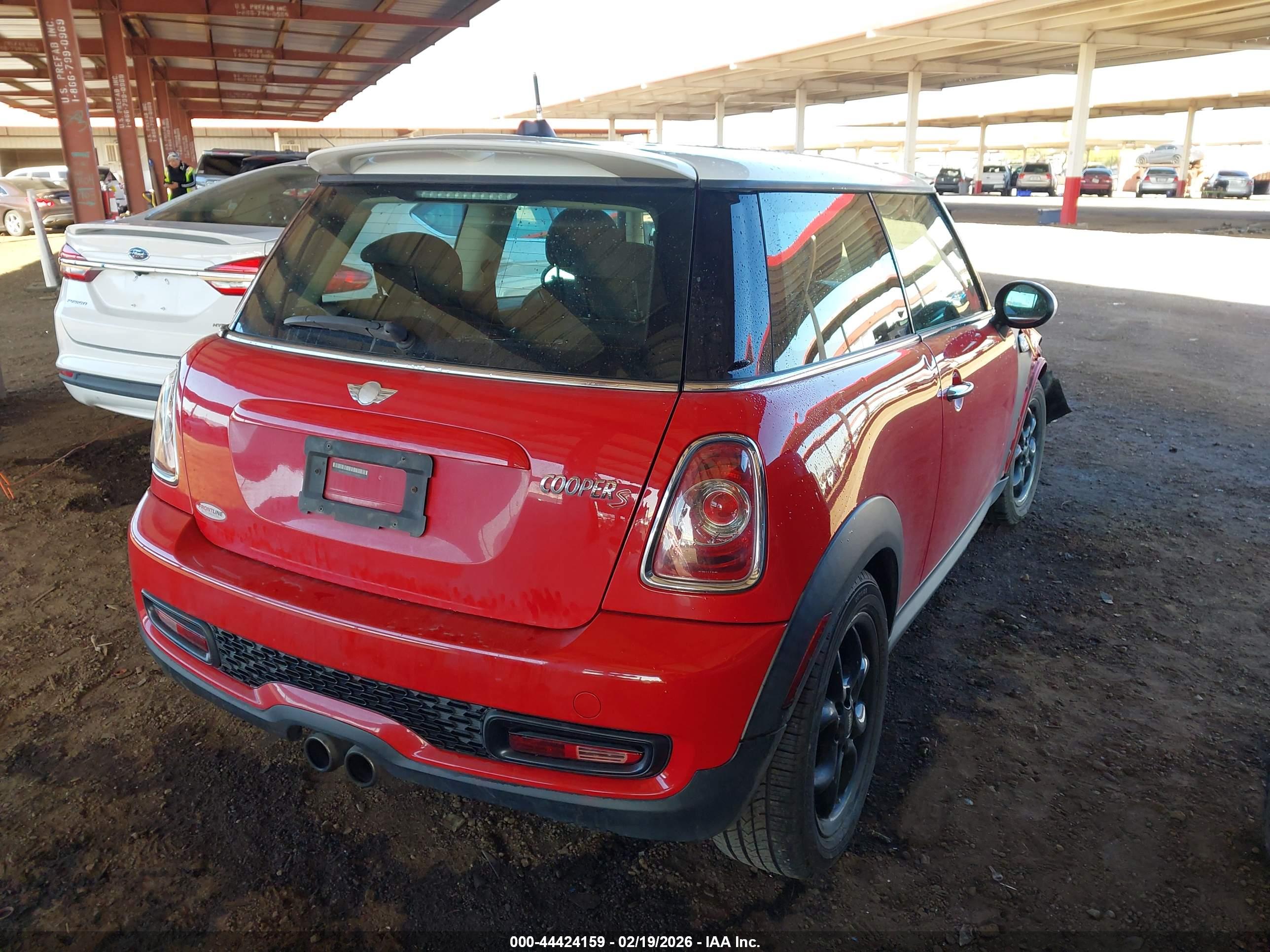 MINI COOPER image 4