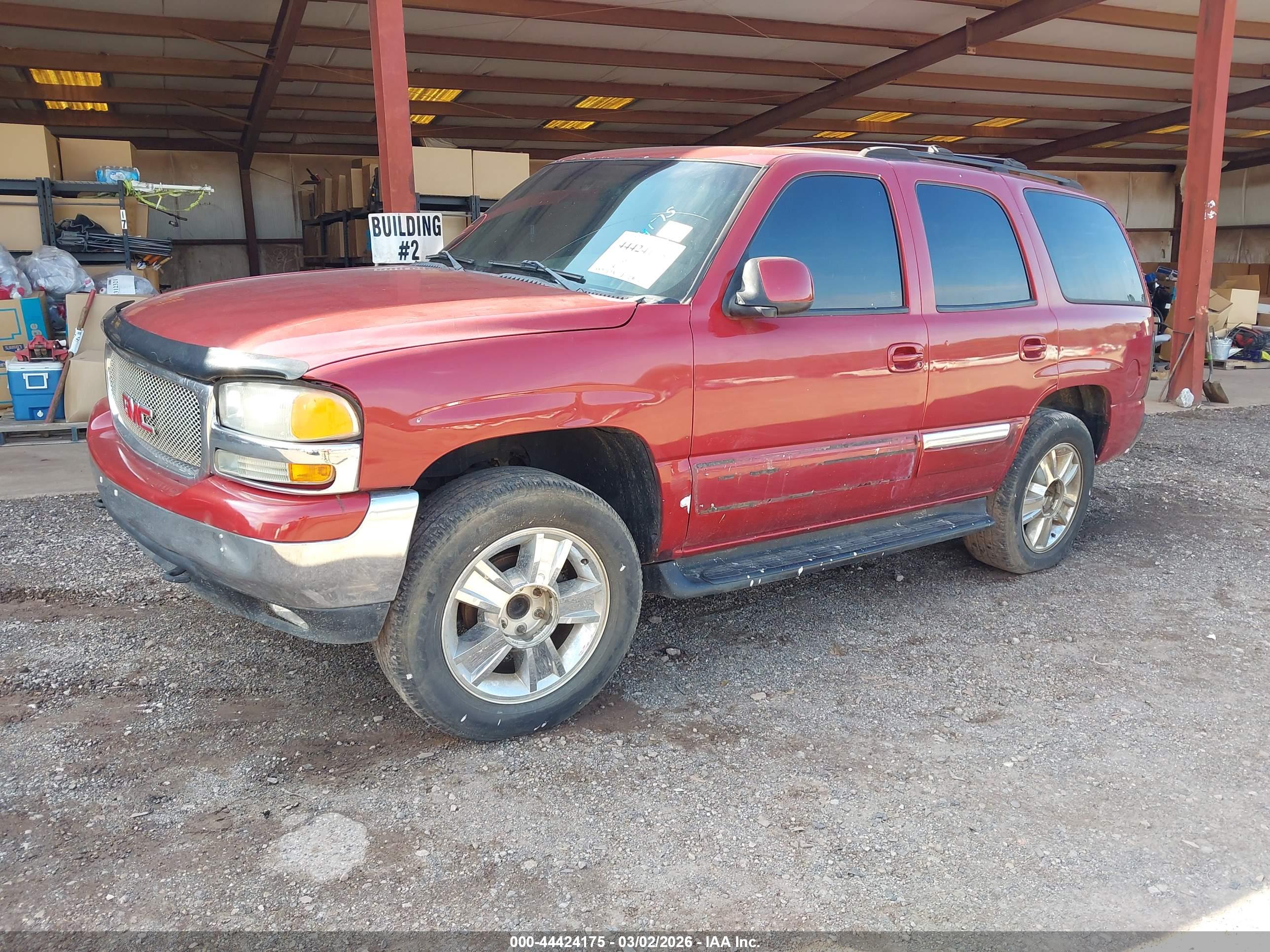 GMC YUKON image 2