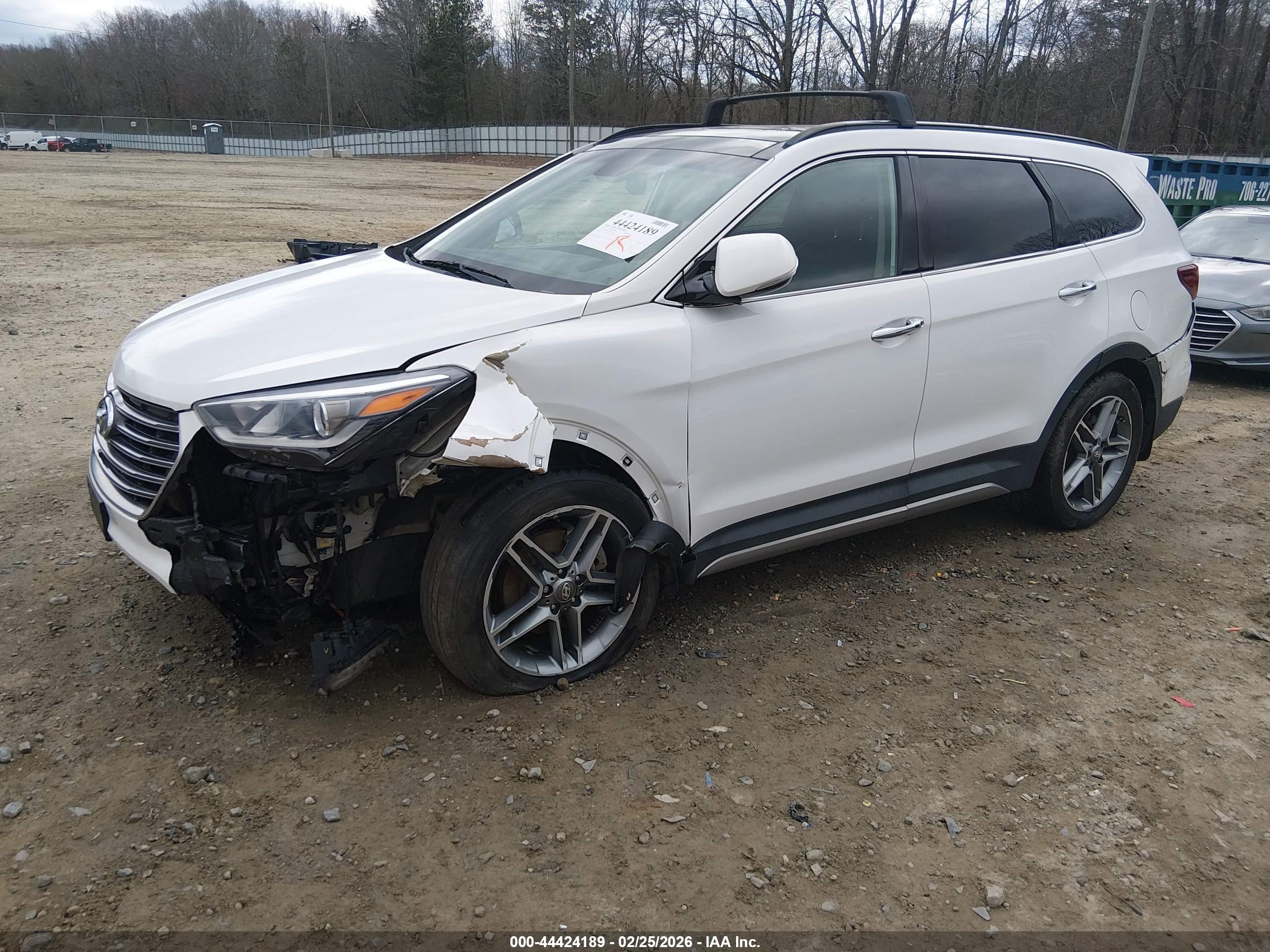 HYUNDAI SANTA image 2