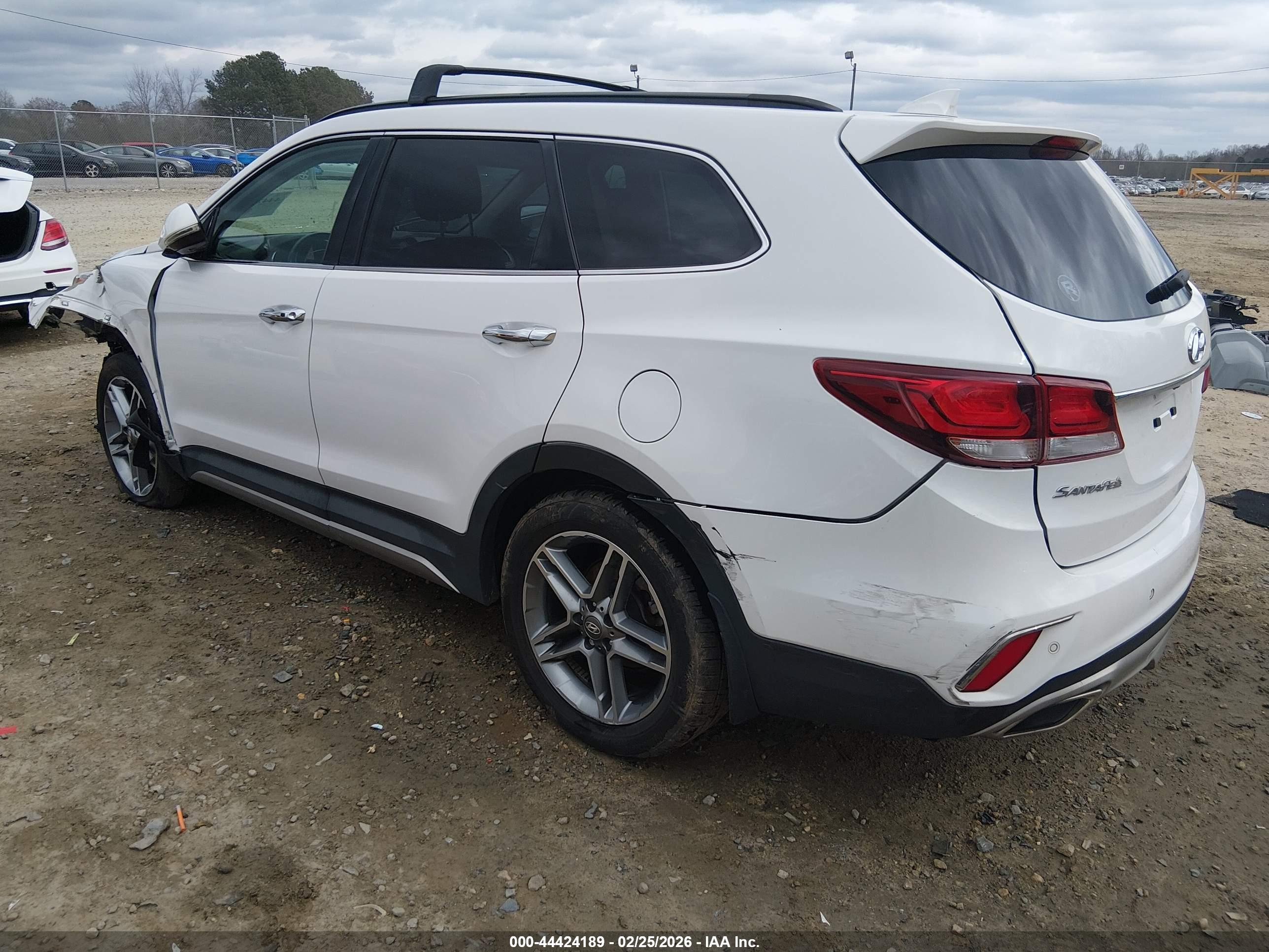 HYUNDAI SANTA image 3
