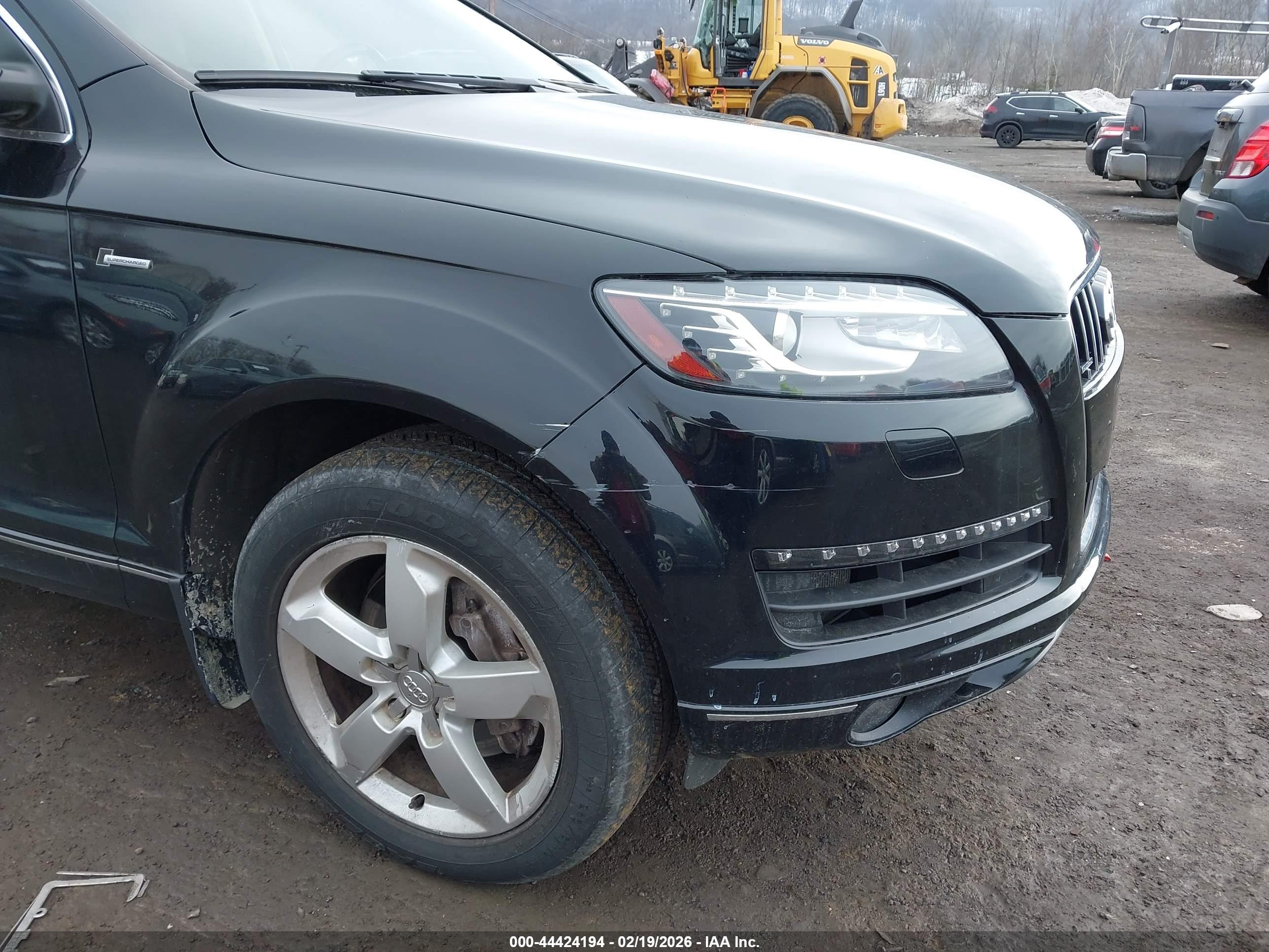 AUDI Q7 image 6