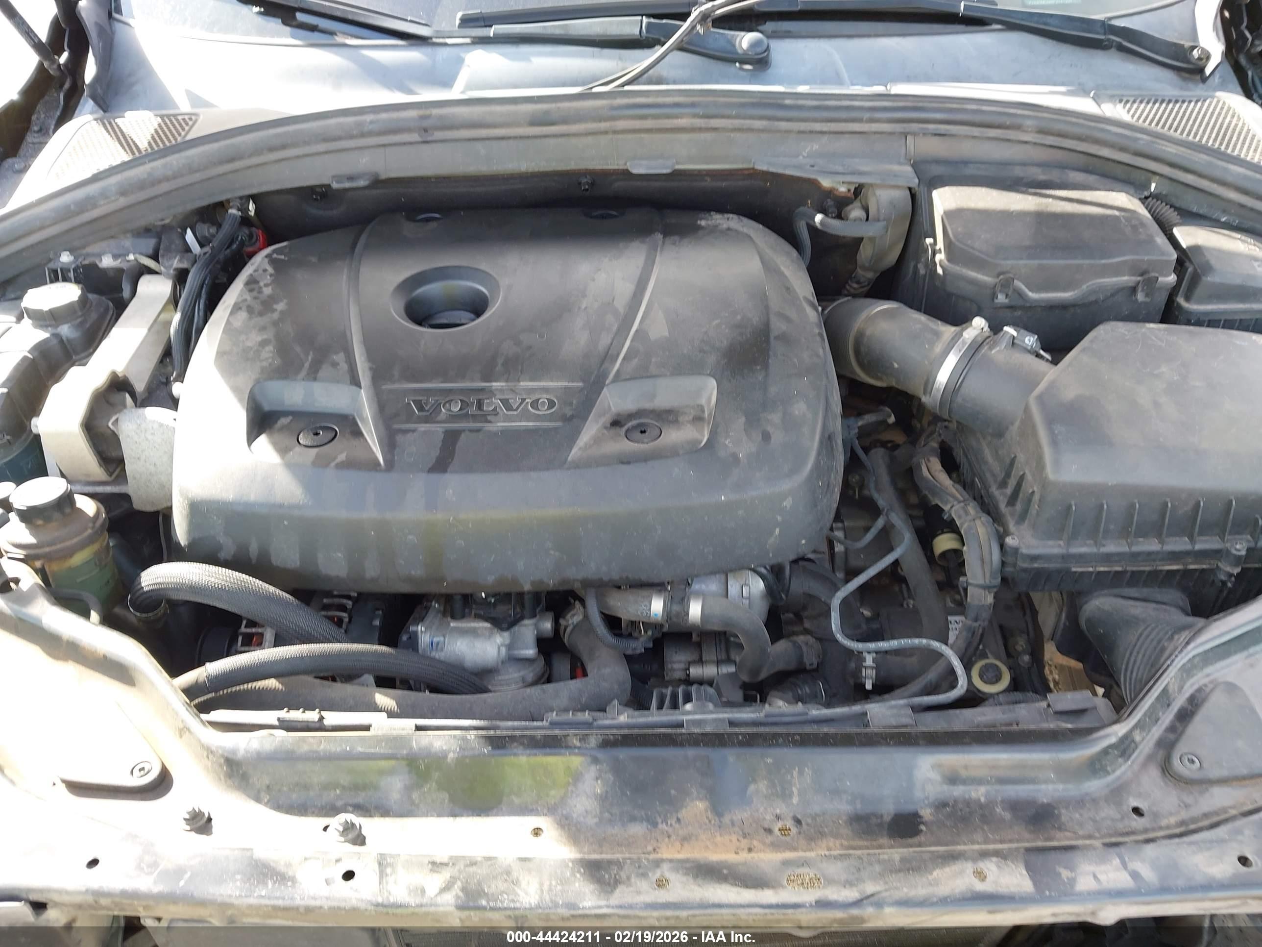 VOLVO XC60 image 10
