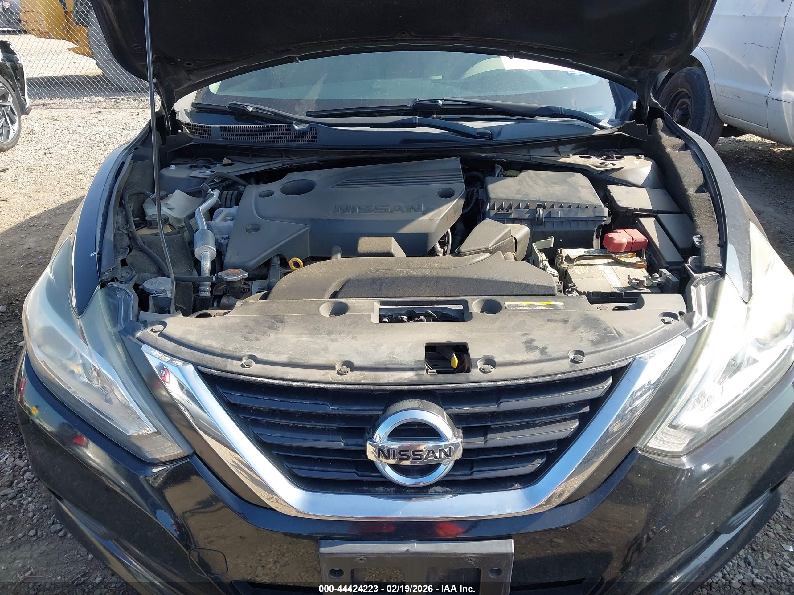 NISSAN ALTIMA image 10
