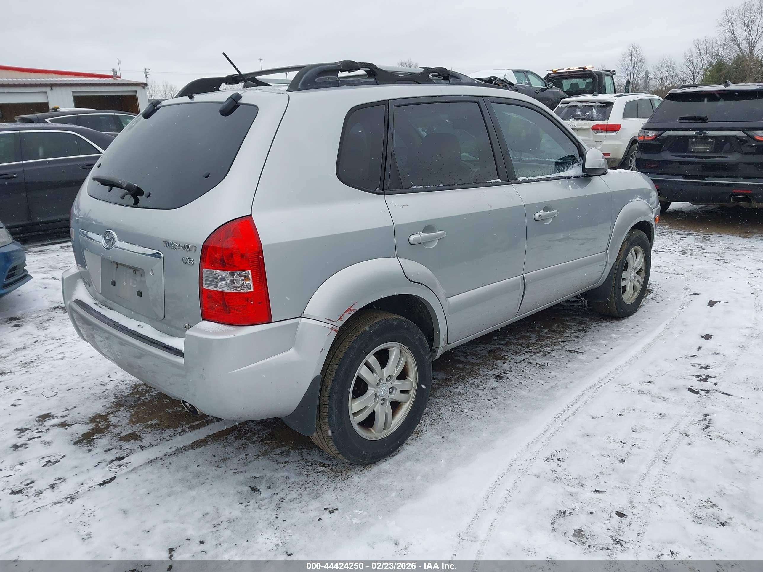 HYUNDAI TUCSON image 4
