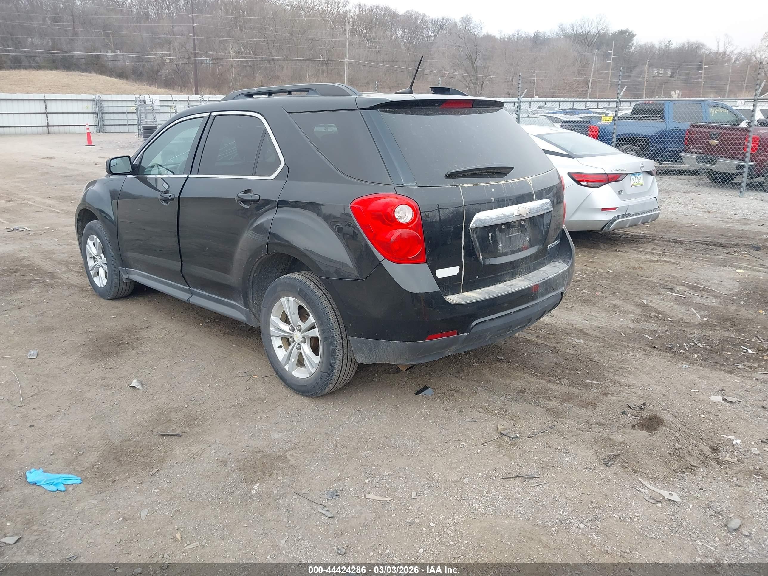 CHEVROLET EQUINOX image 3