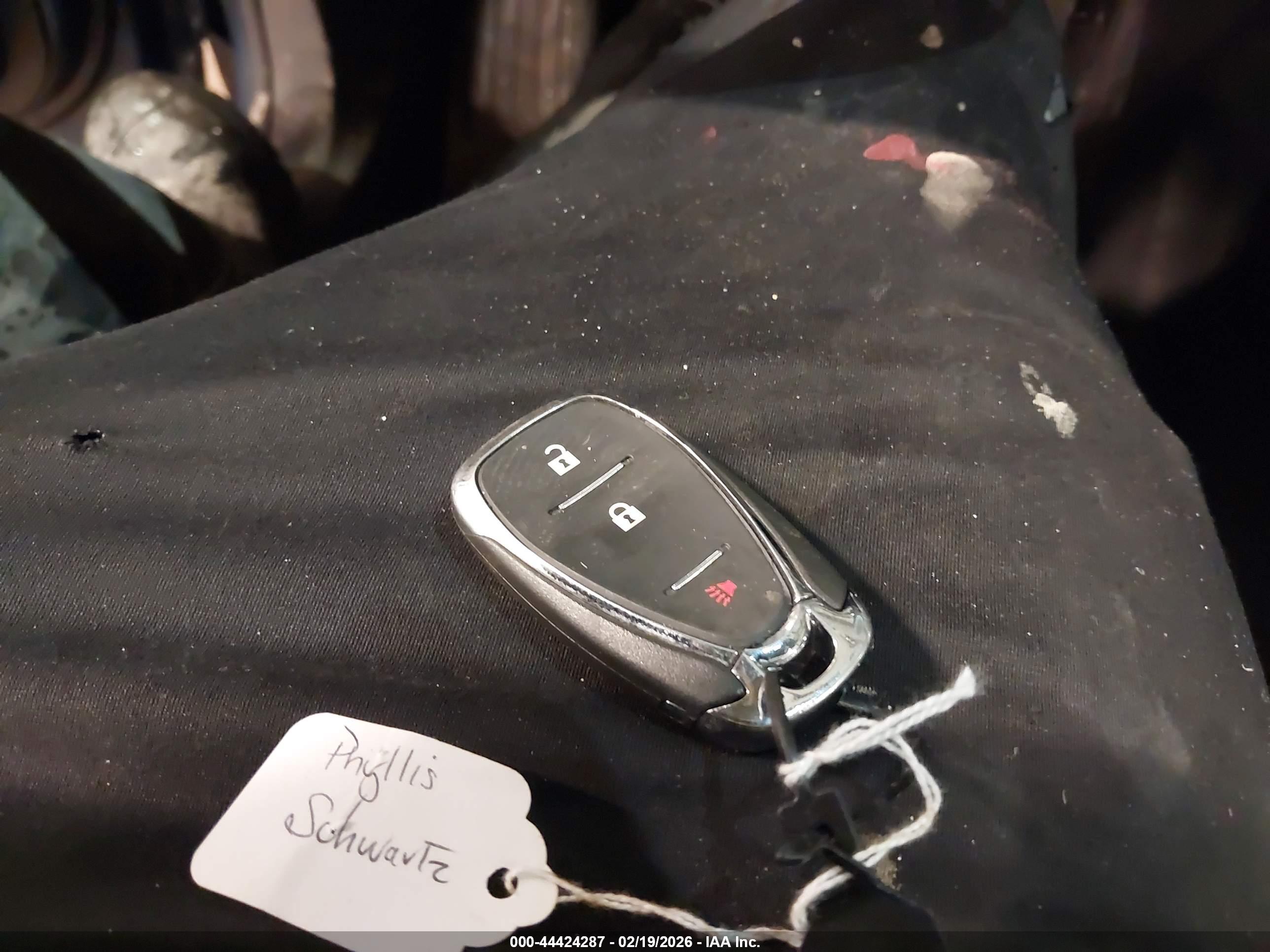 CHEVROLET EQUINOX image 11