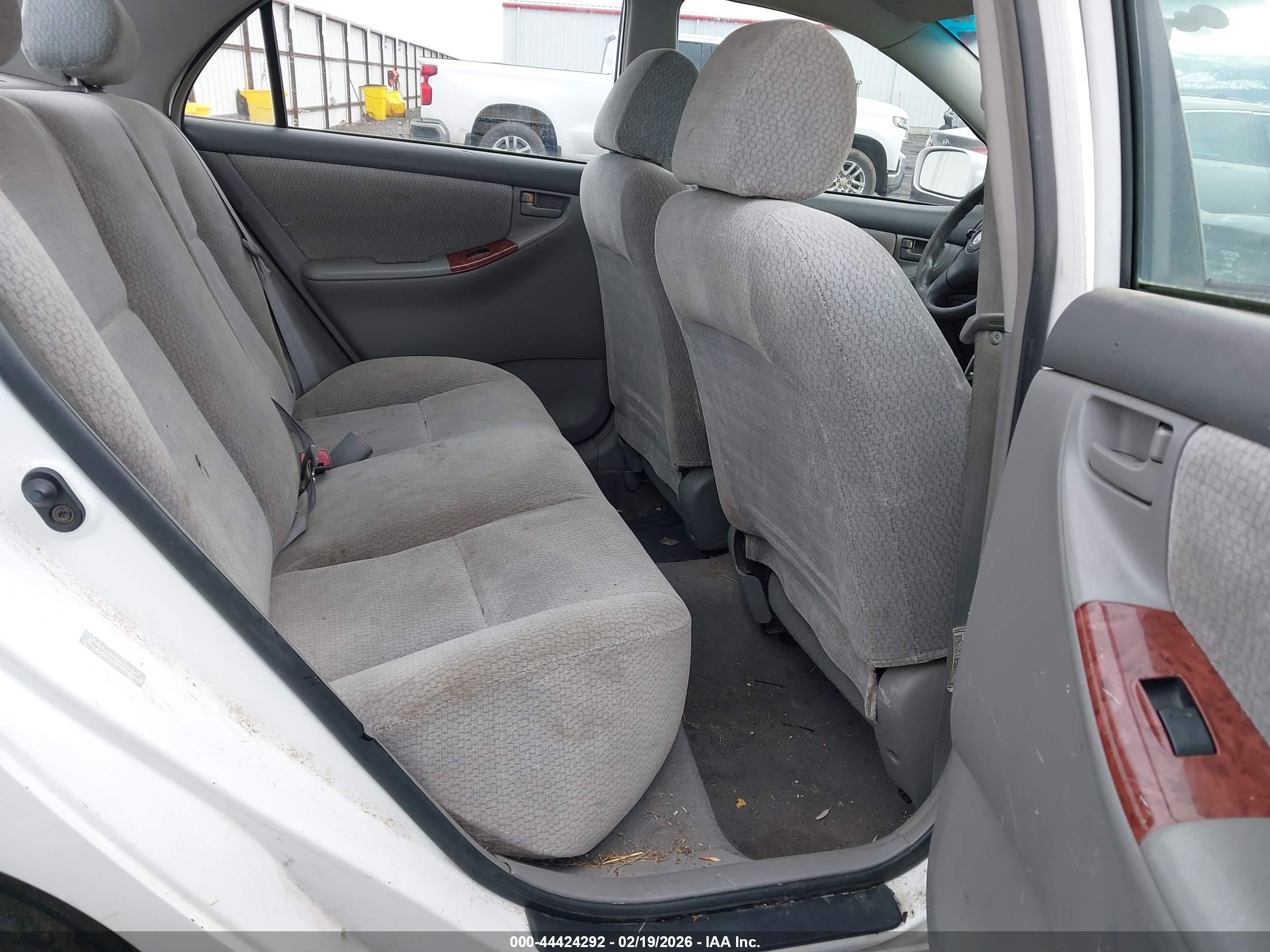 TOYOTA COROLLA image 8