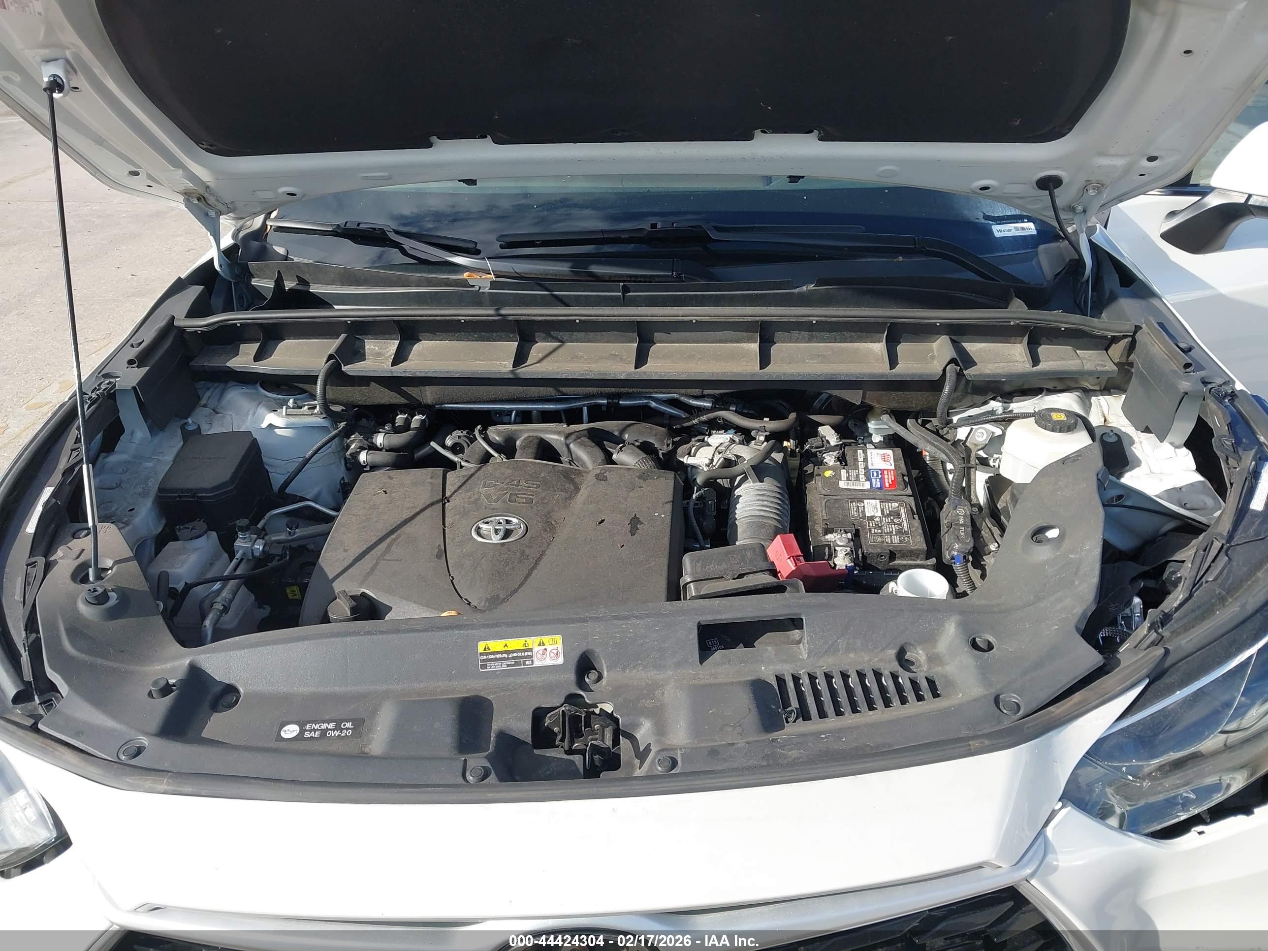 TOYOTA HIGHLANDER image 10