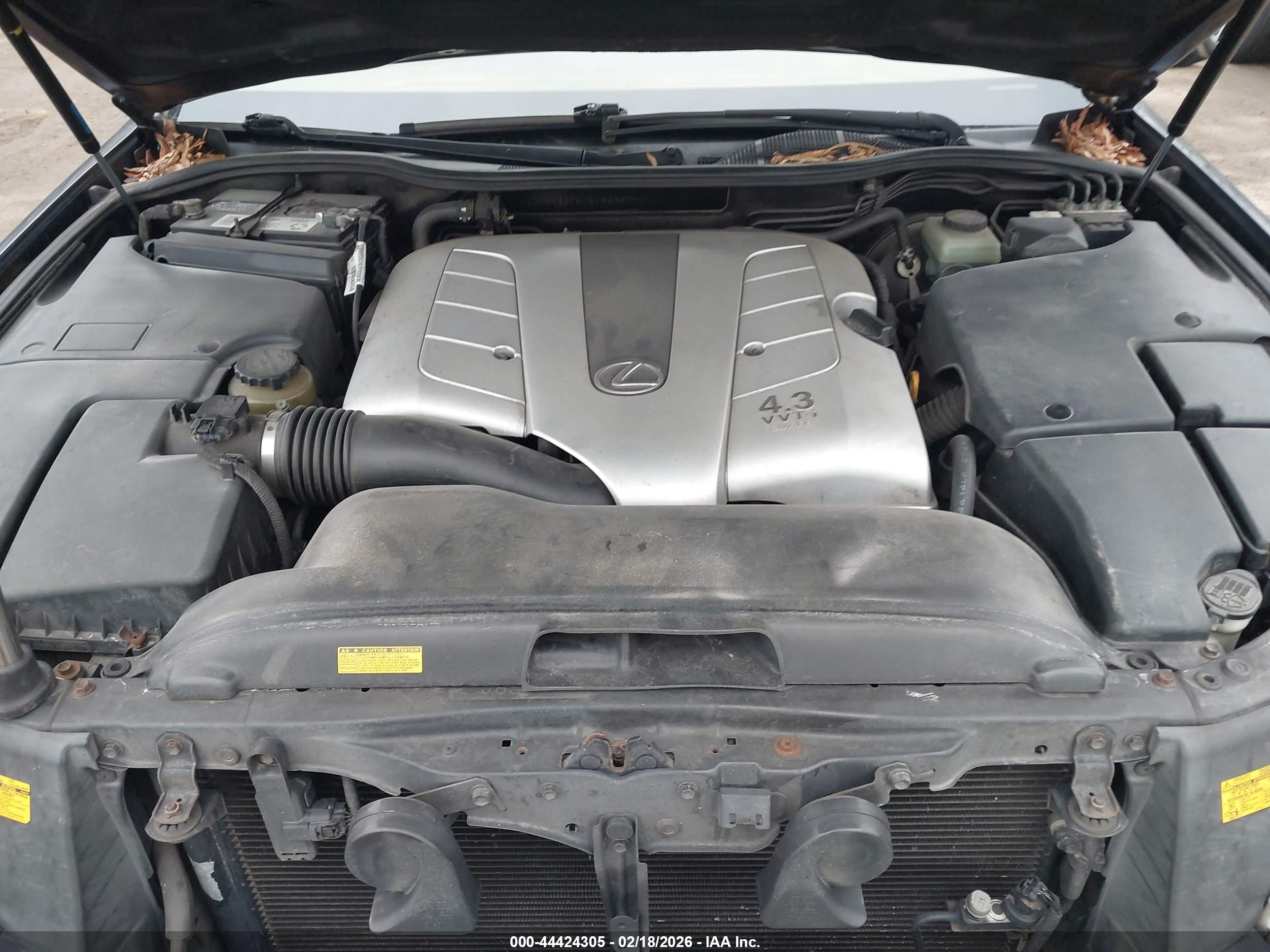 LEXUS LS image 10