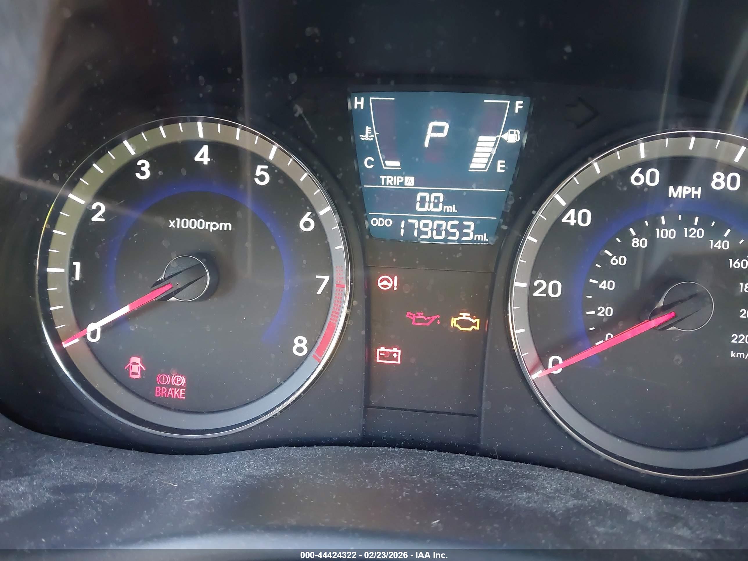 HYUNDAI ACCENT image 7
