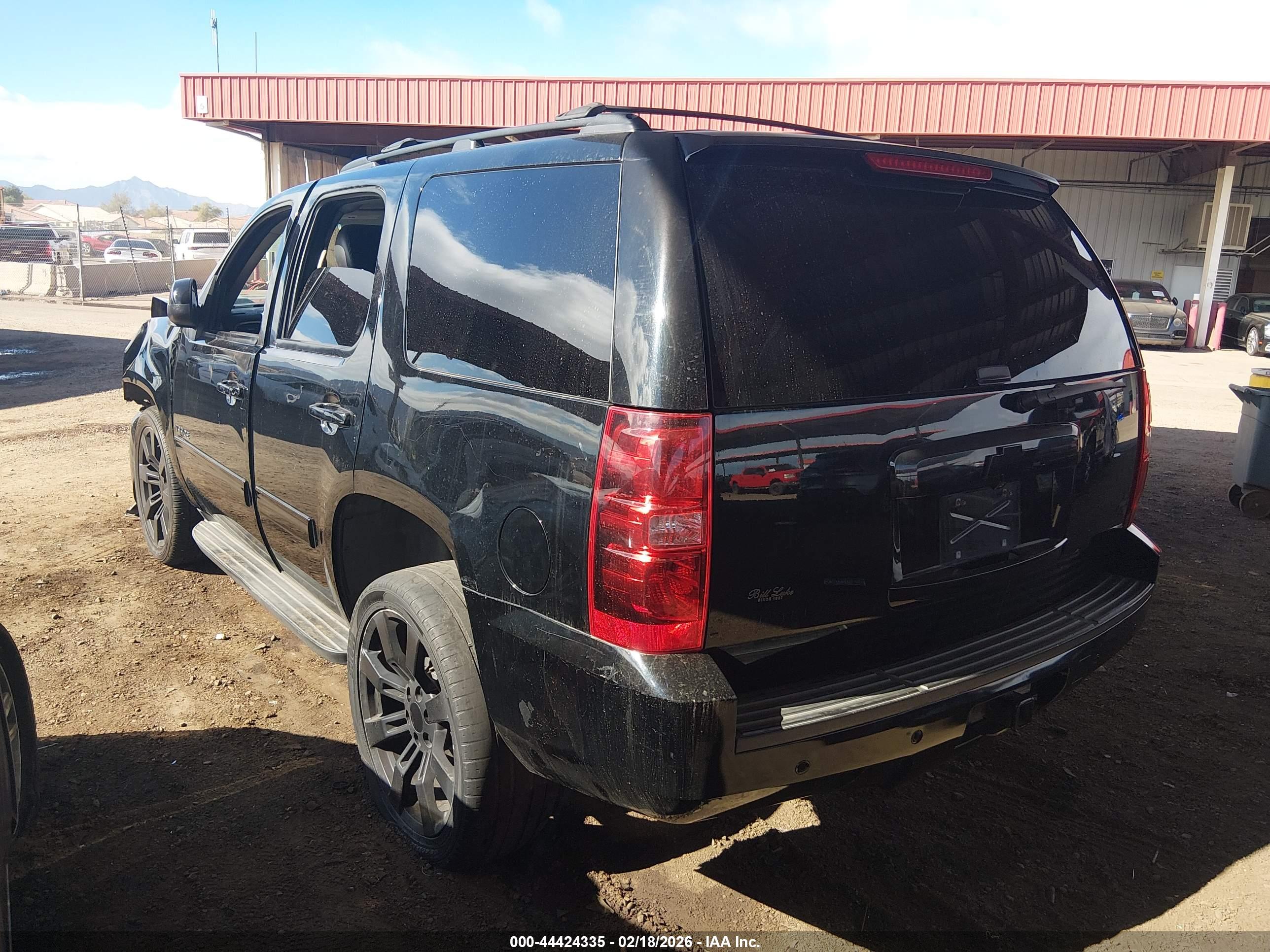 CHEVROLET TAHOE image 3