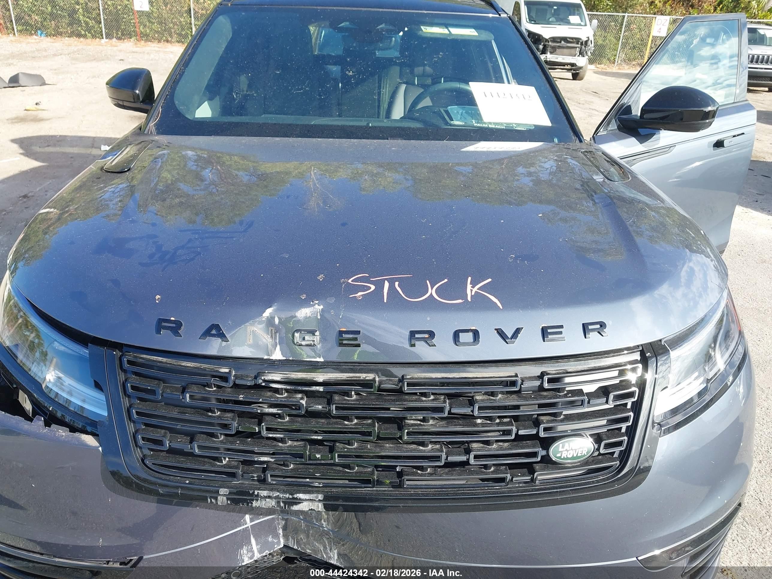LAND ROVER image 10