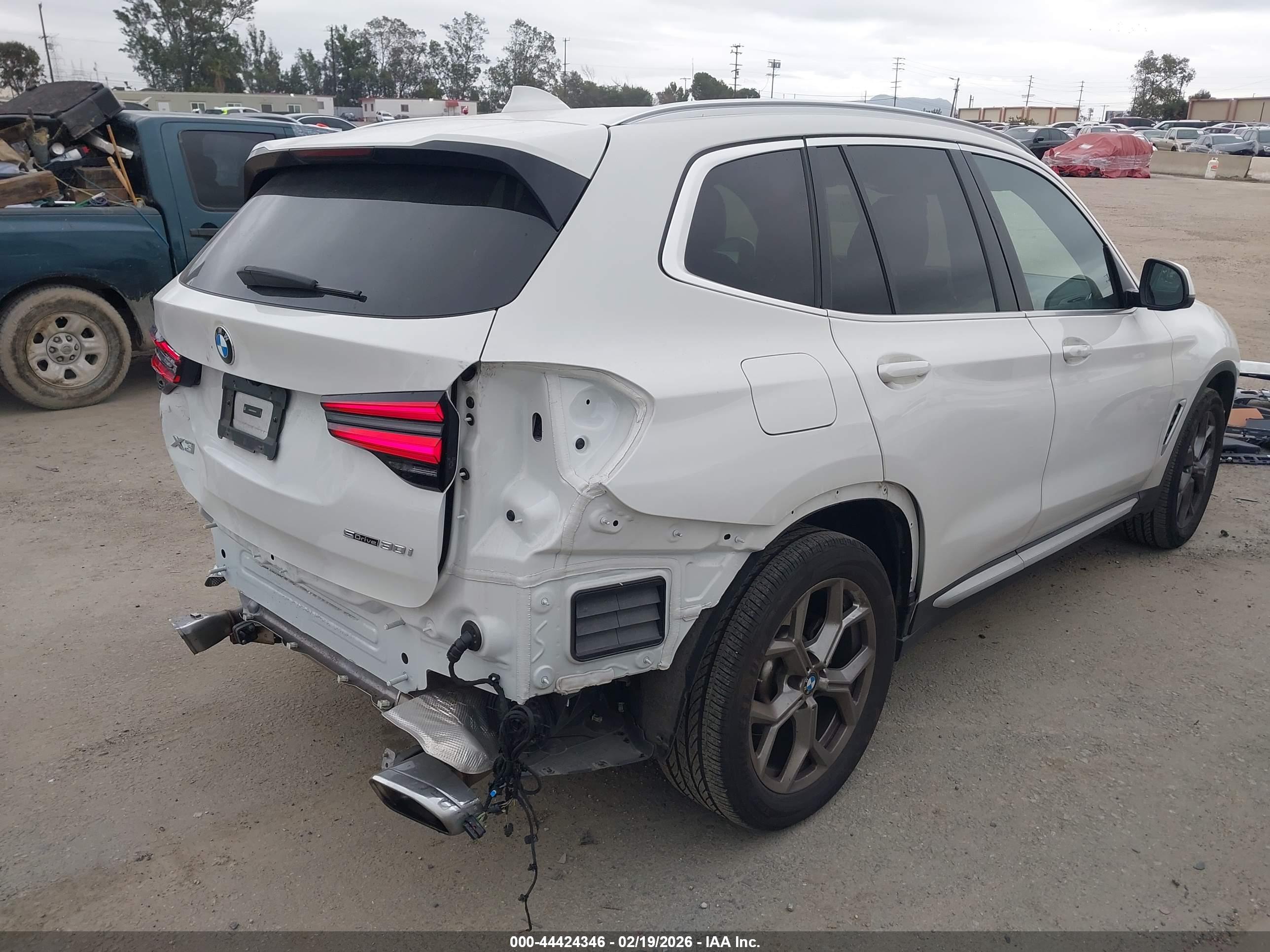 BMW X3 image 4