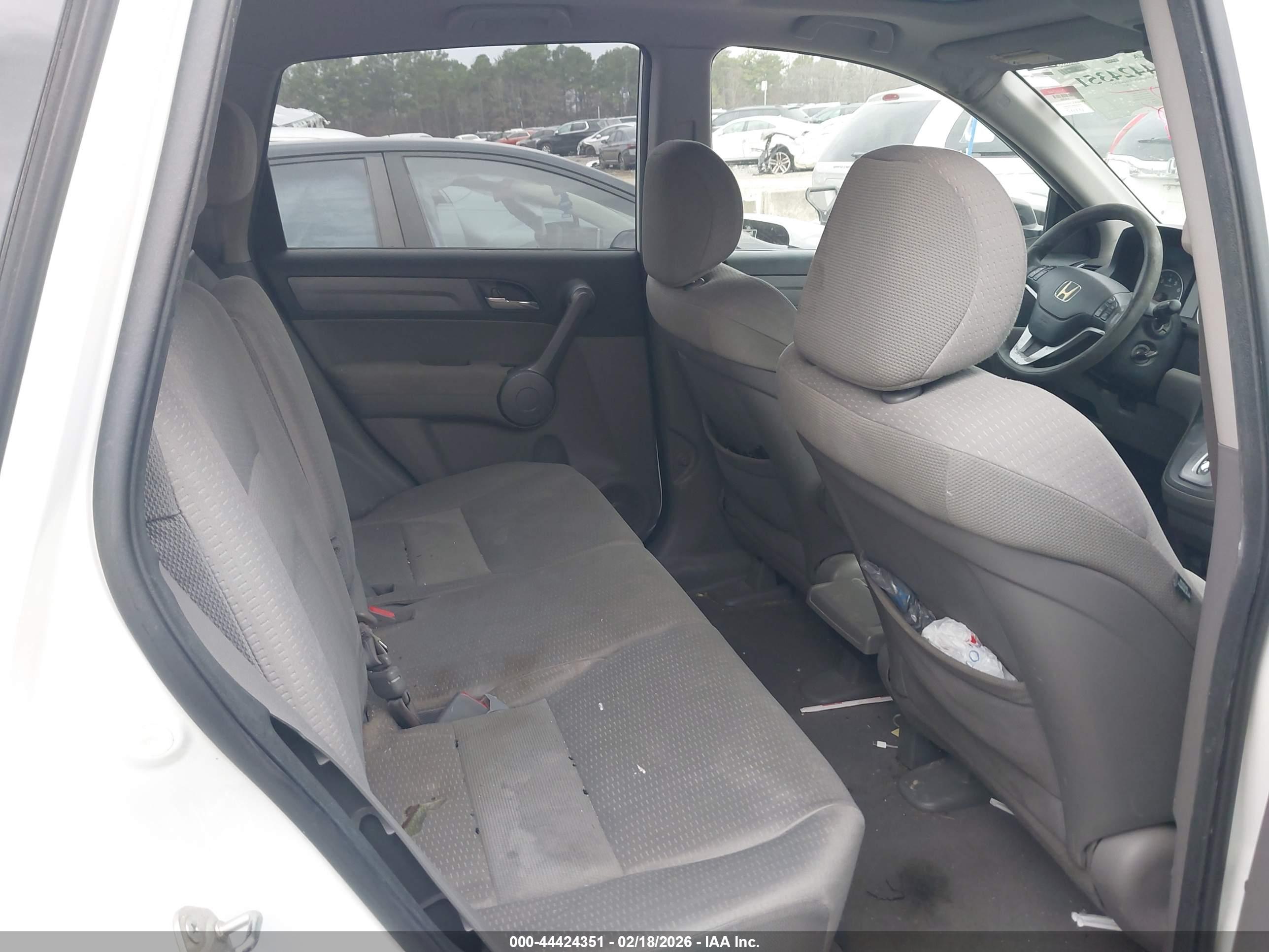 HONDA CR-V image 8