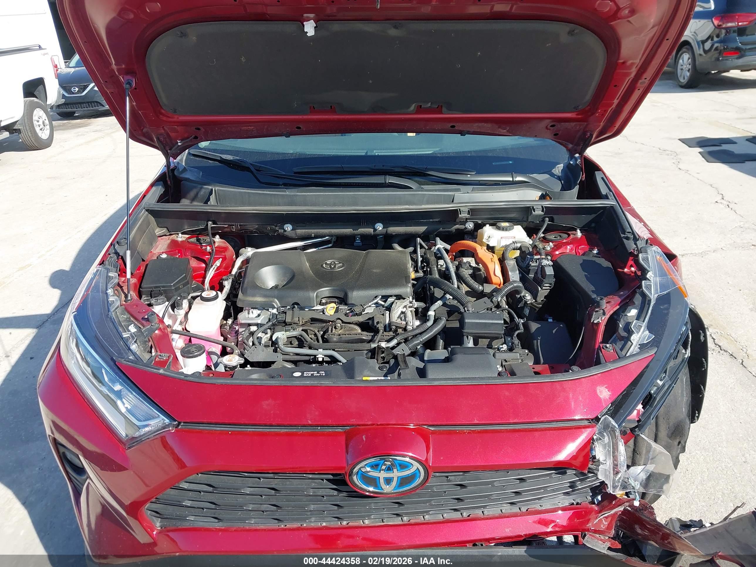 TOYOTA RAV4 image 10