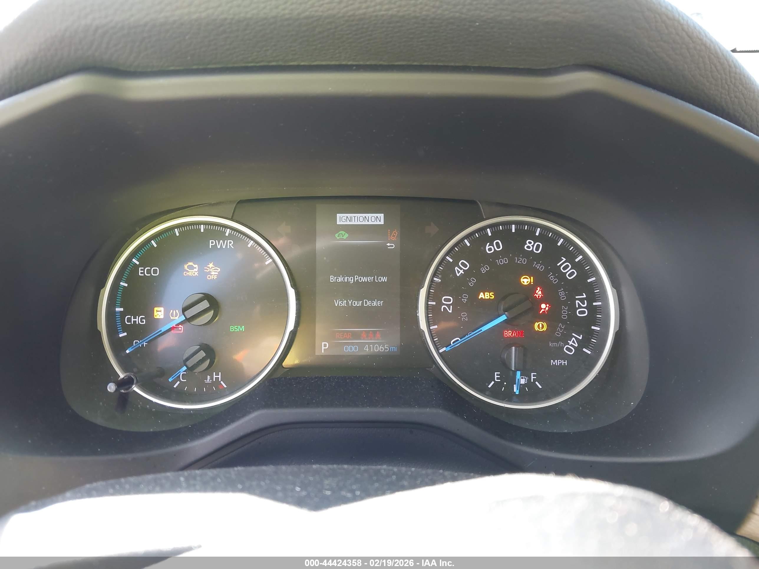 TOYOTA RAV4 image 7
