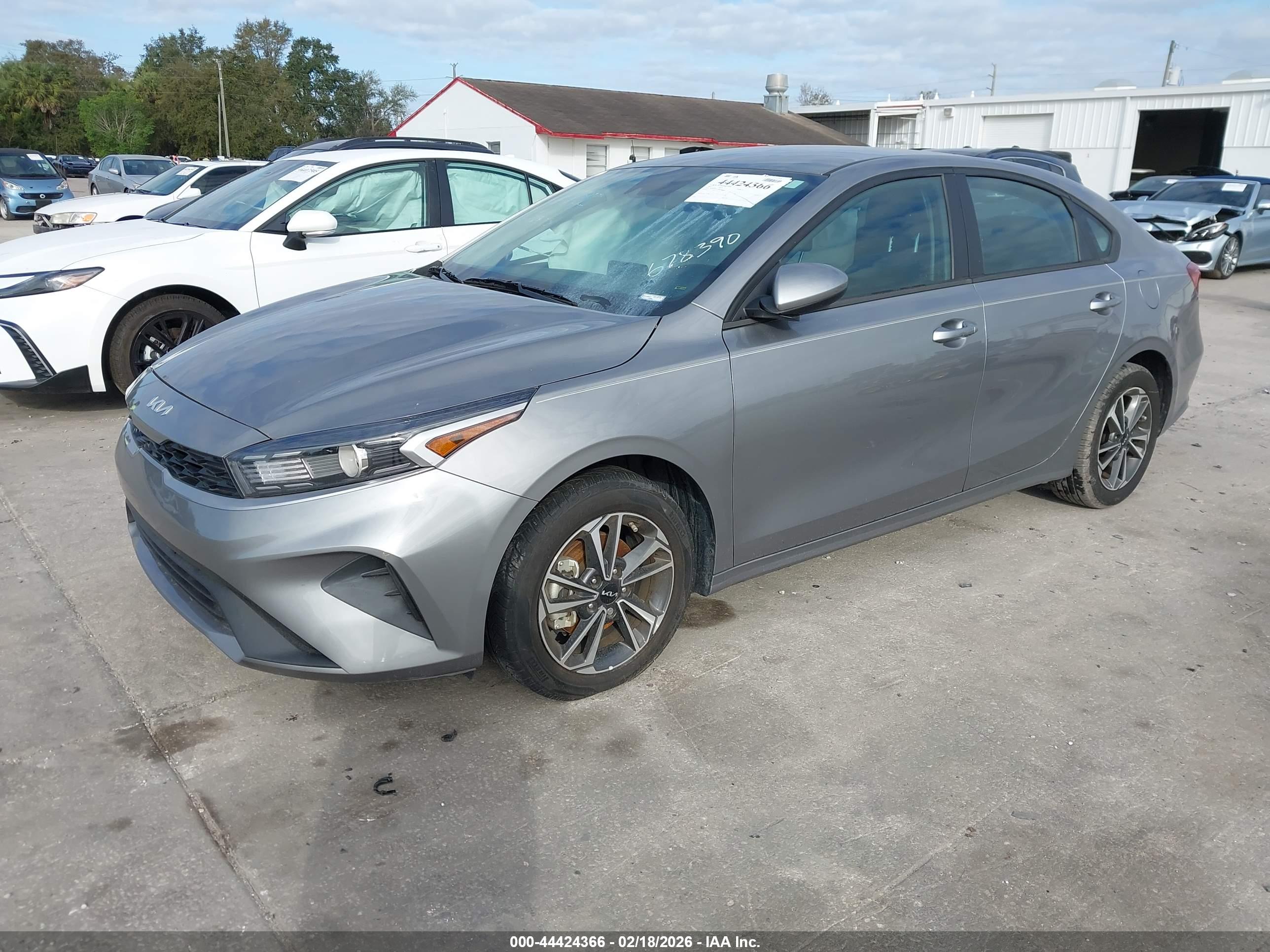 KIA FORTE image 2