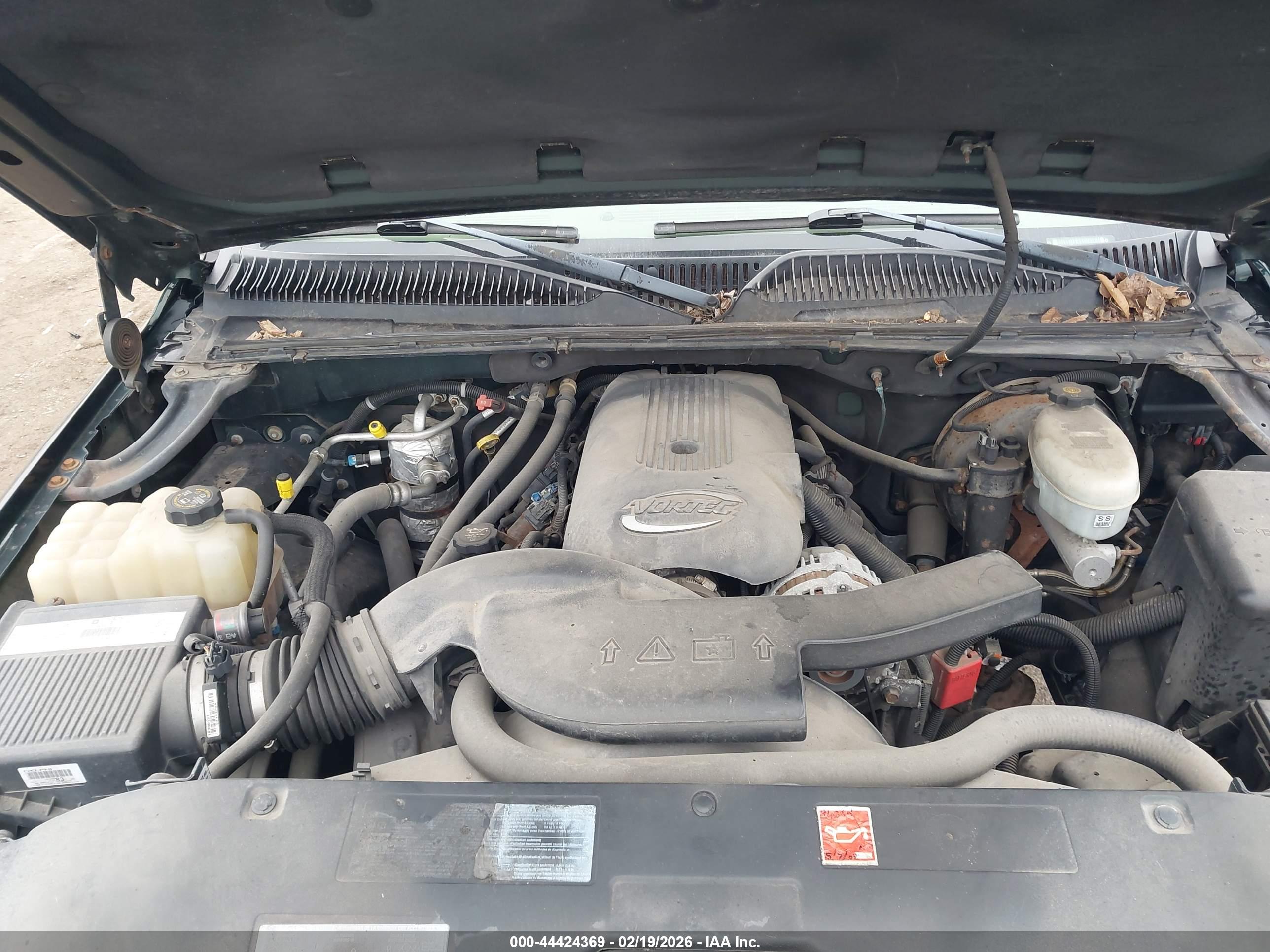 CHEVROLET TAHOE image 10