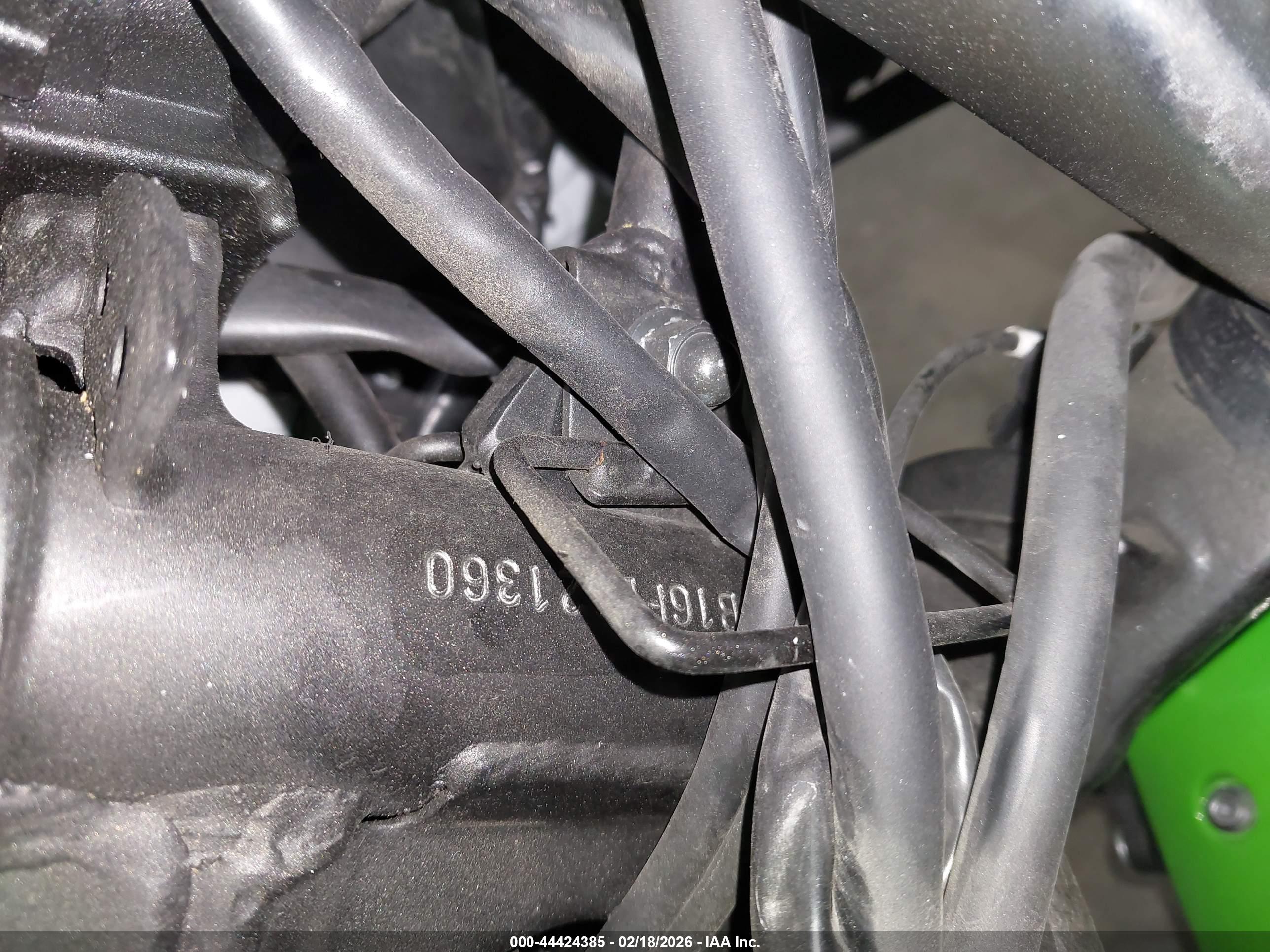 KAWASAKI EX300 image 10