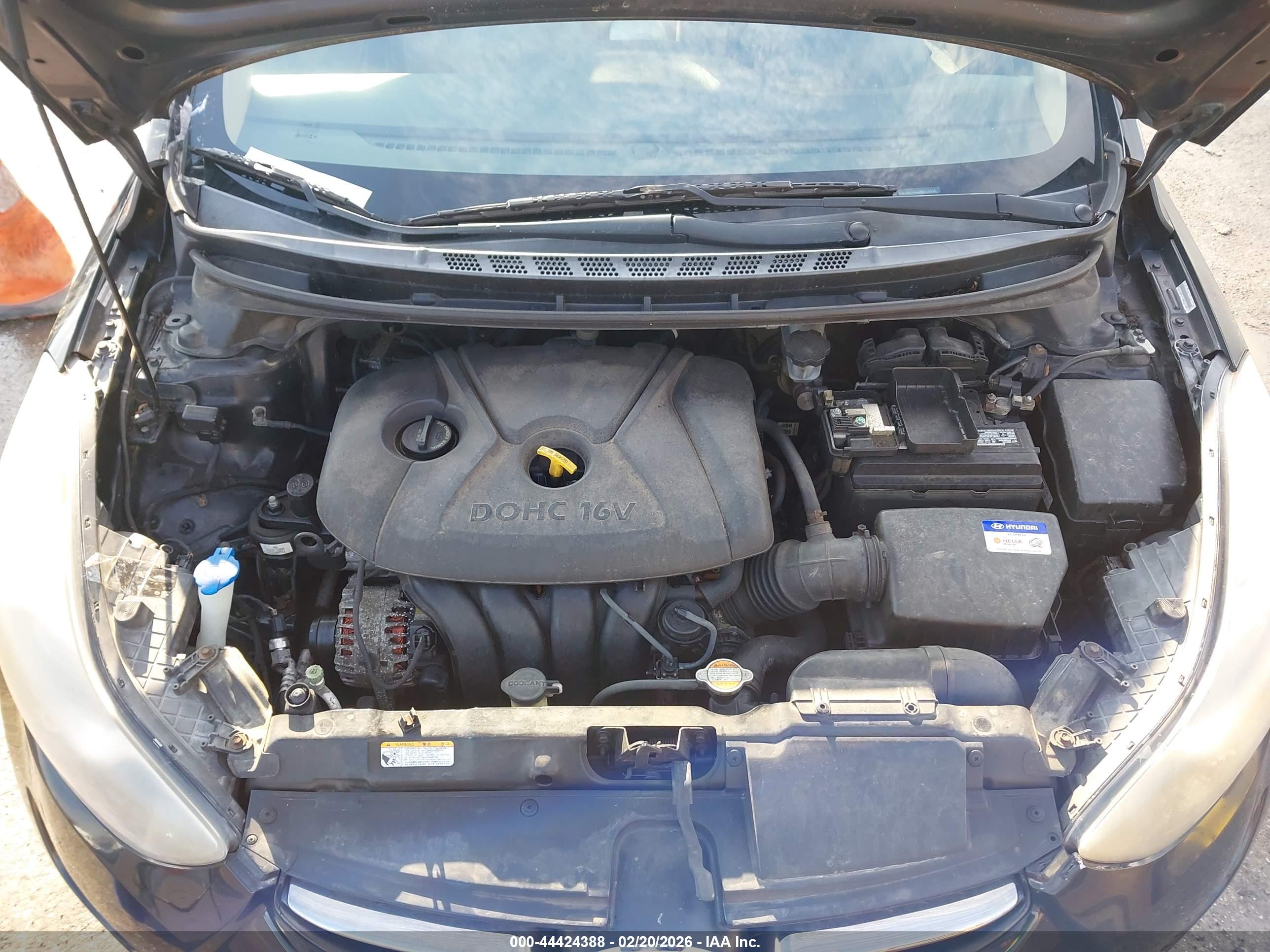 HYUNDAI ELANTRA image 10