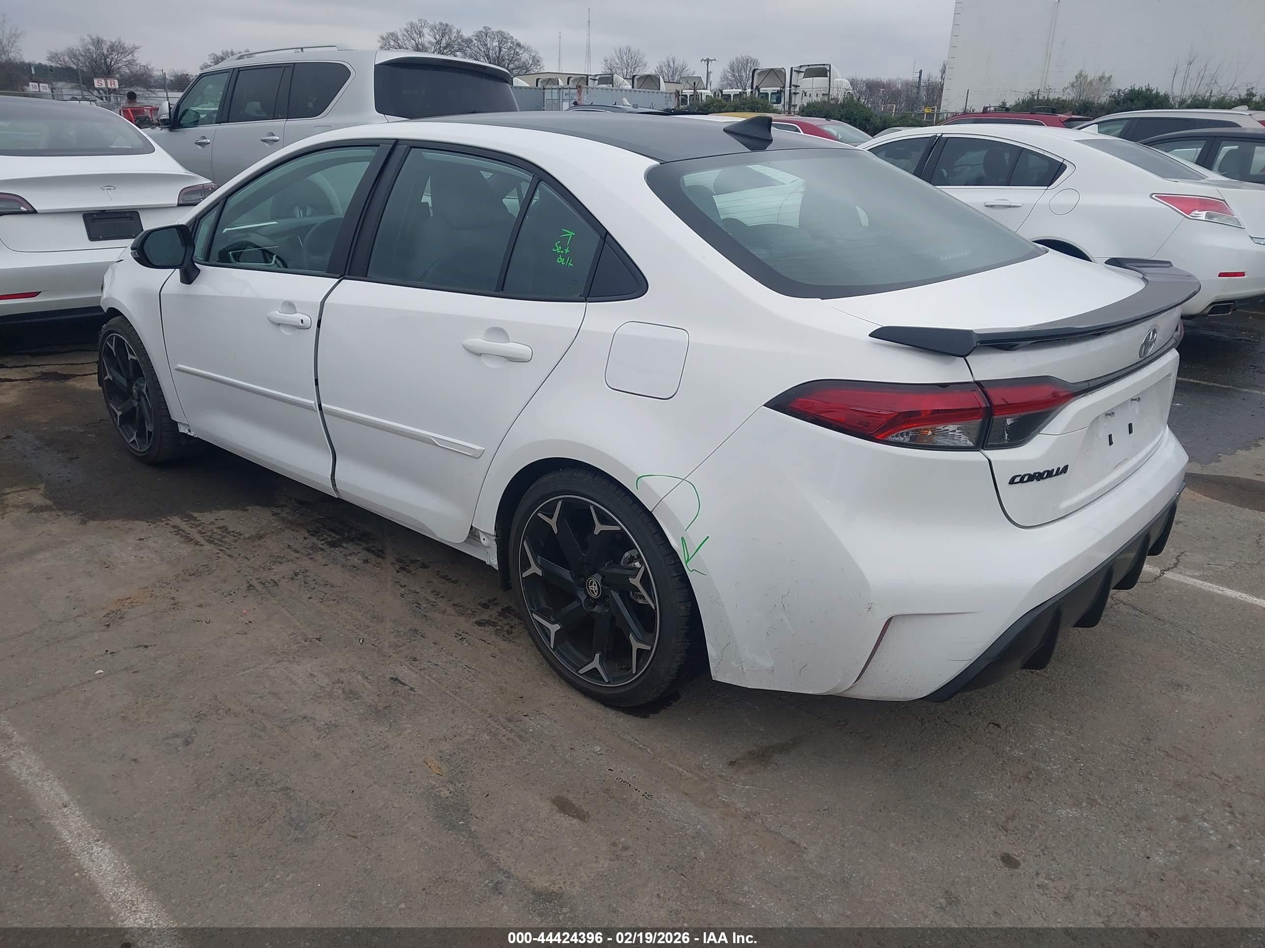 TOYOTA COROLLA image 3