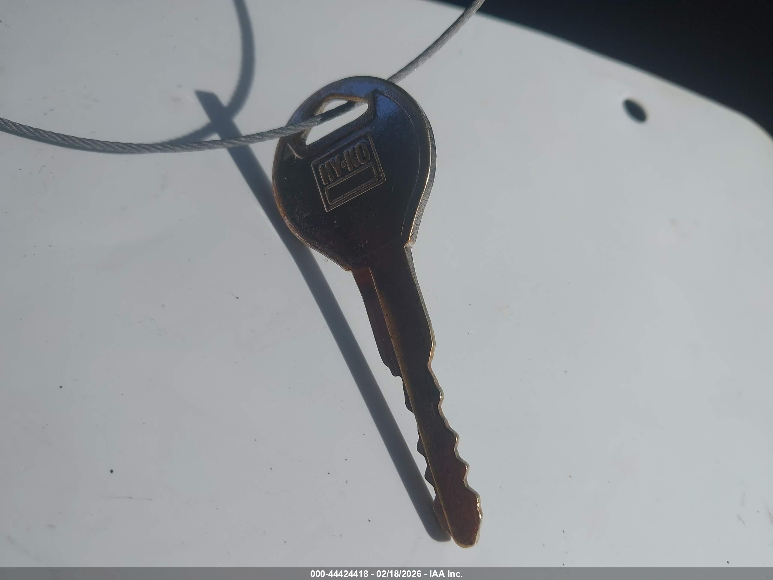 MAZDA PROTEGE image 11