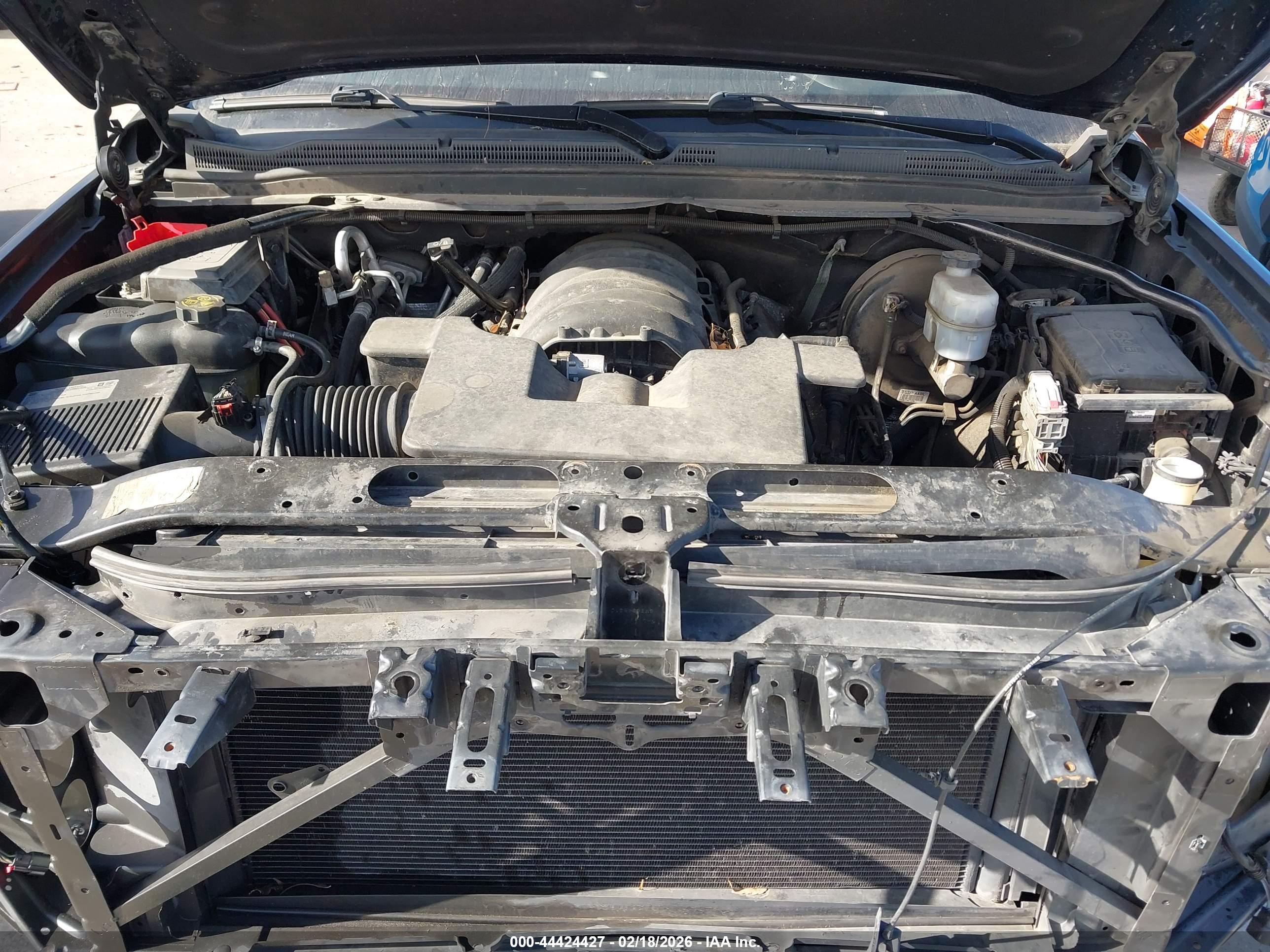 CHEVROLET SUBURBAN image 10