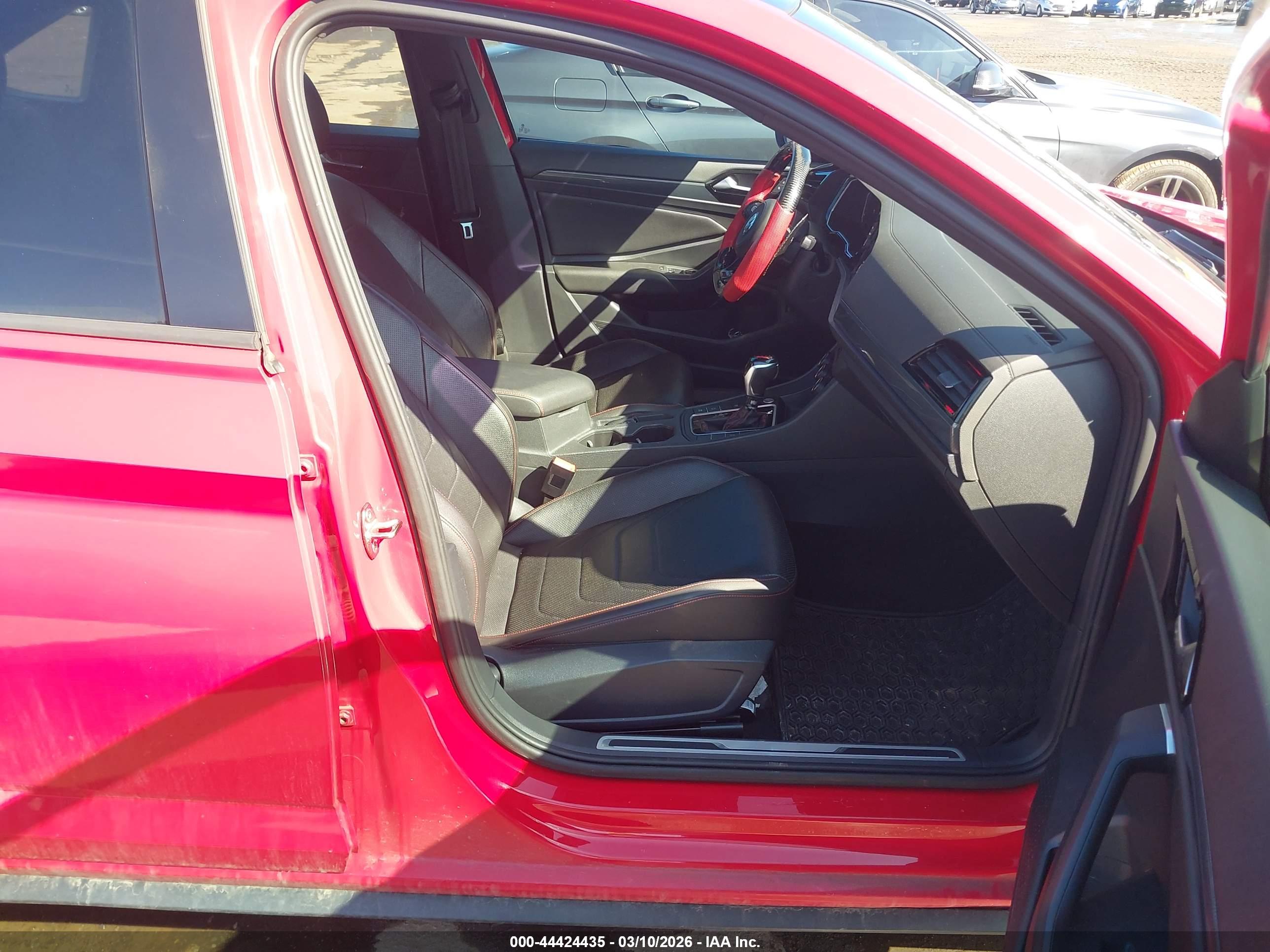 VOLKSWAGEN JETTA image 5