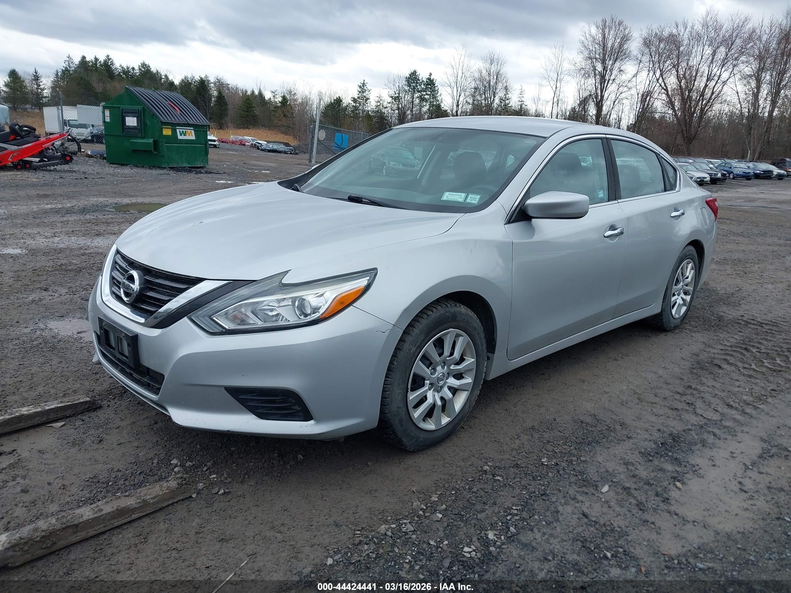 NISSAN ALTIMA image 2