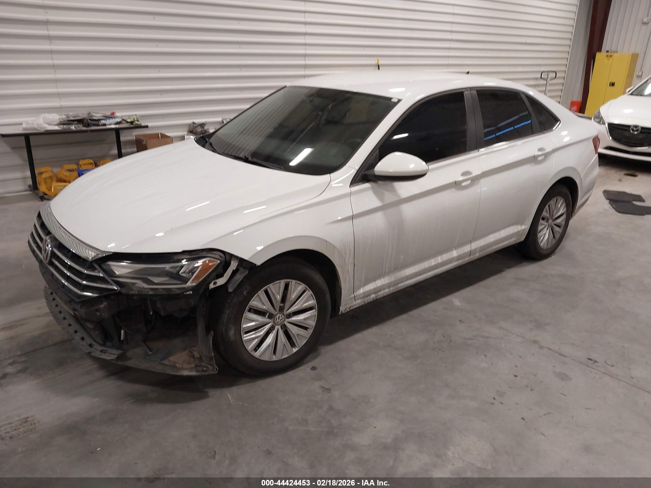 VOLKSWAGEN JETTA image 2