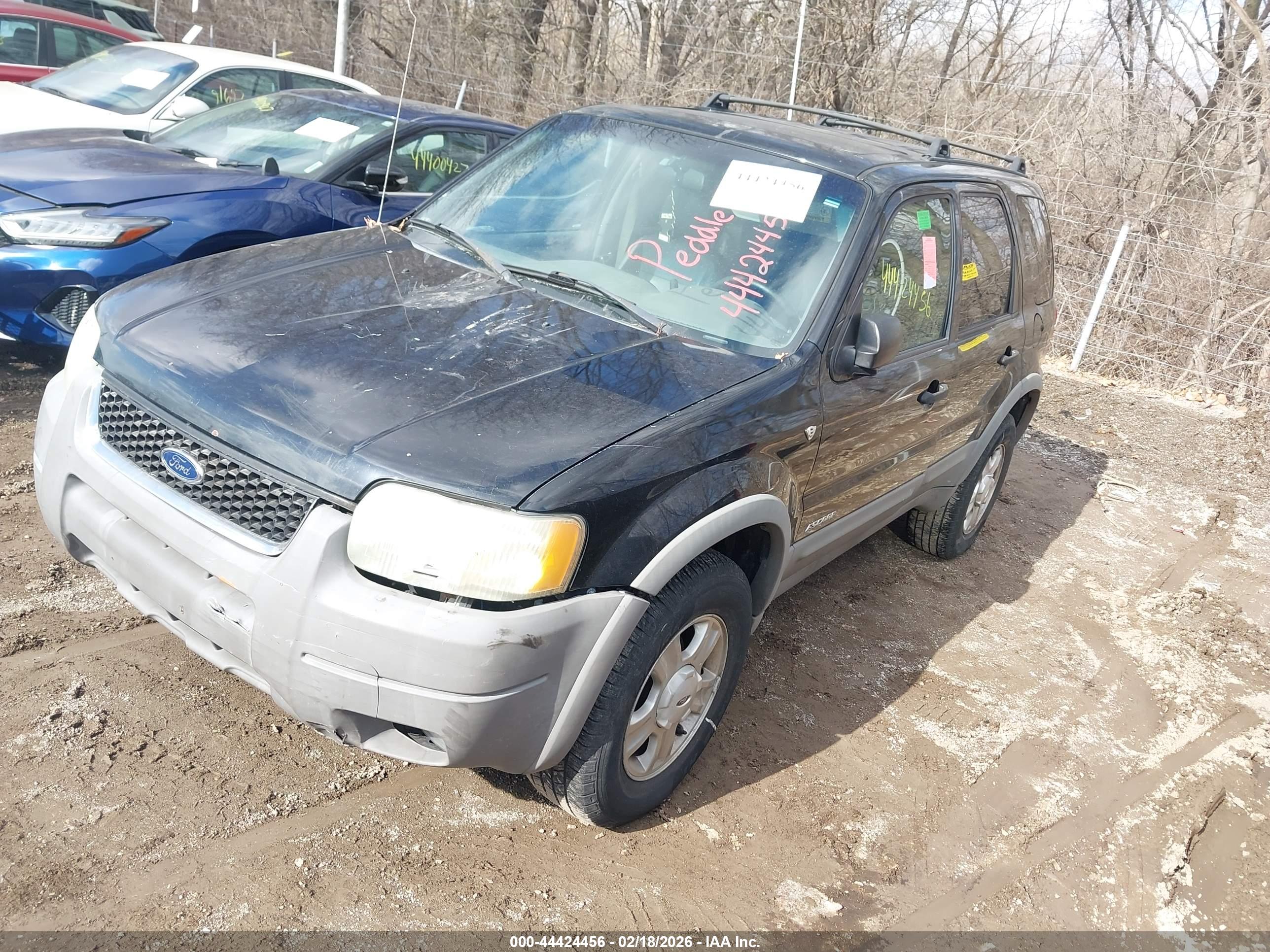 FORD ESCAPE image 2