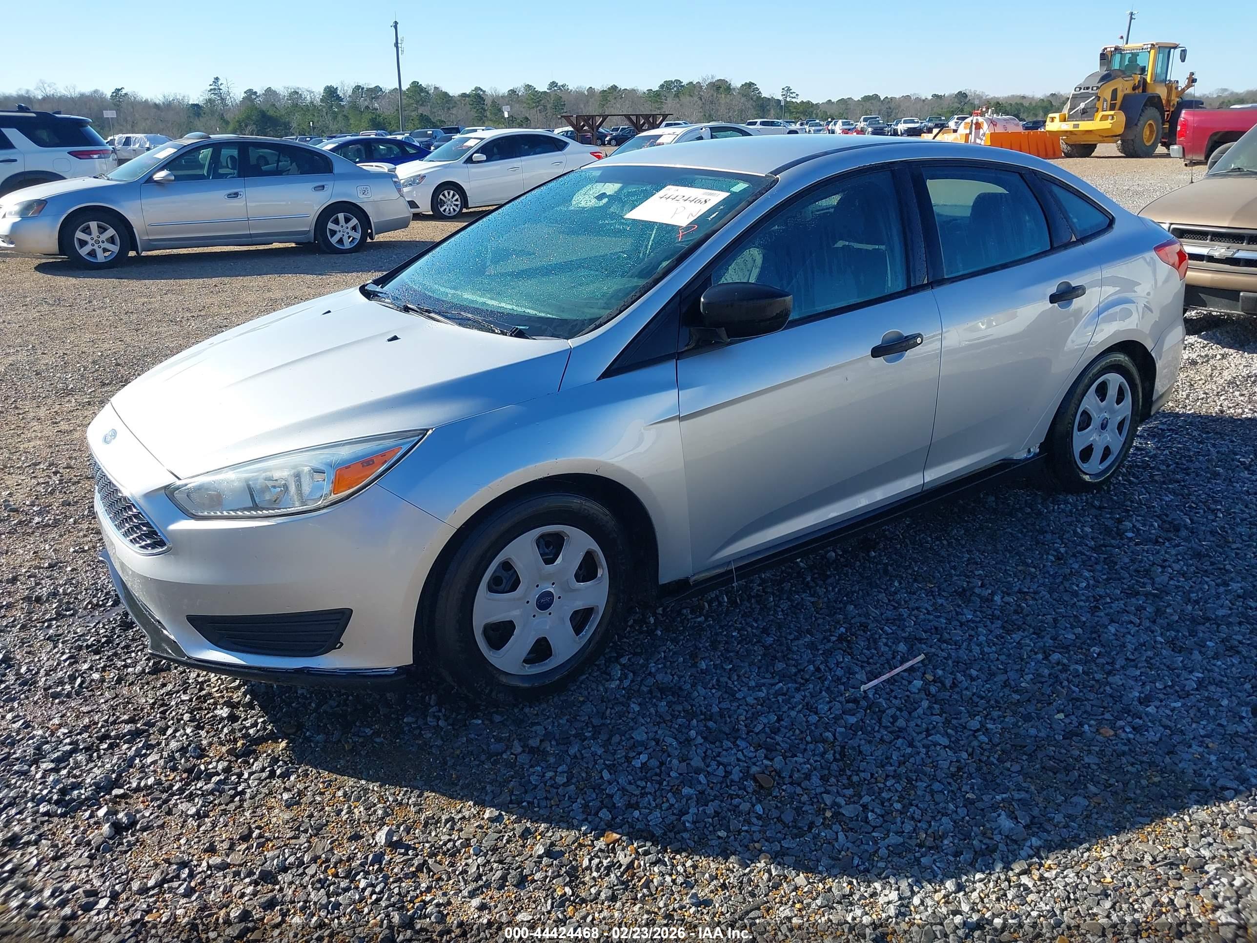 FORD FOCUS image 2